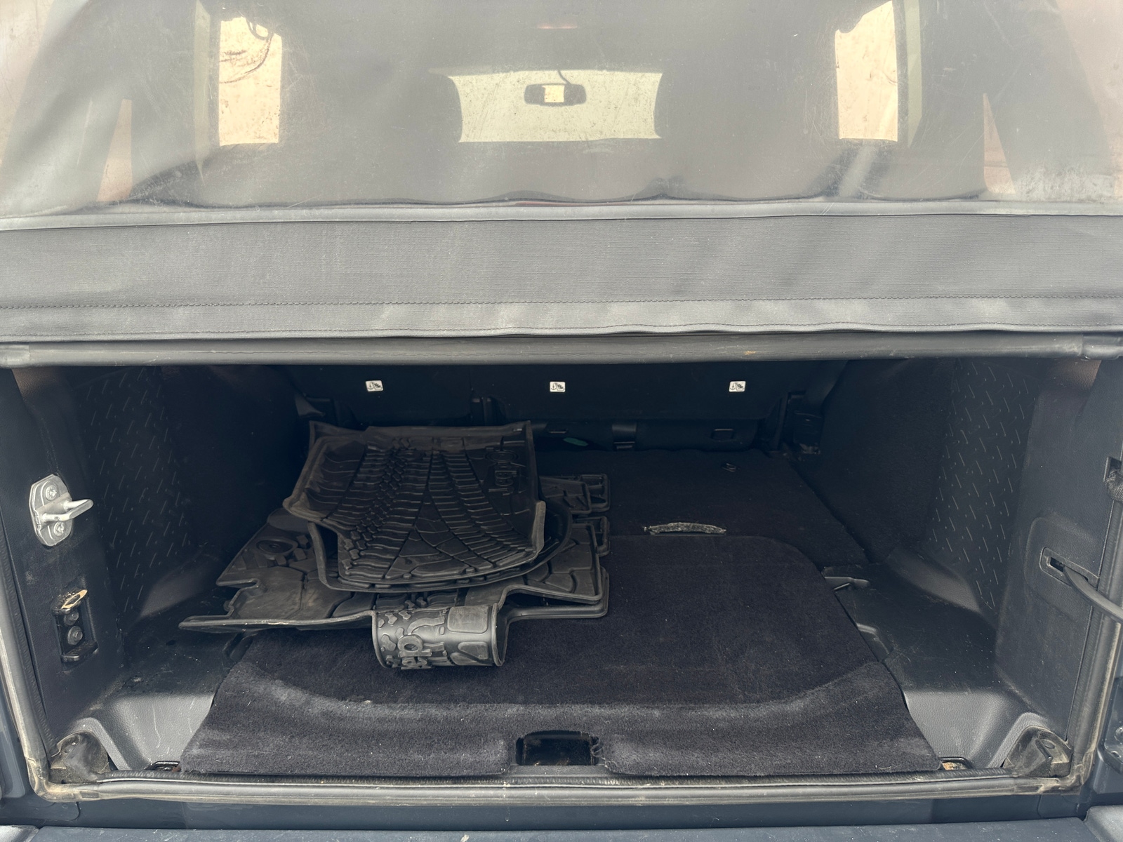 Thumbnail: 2016 Jeep Wrangler - 7