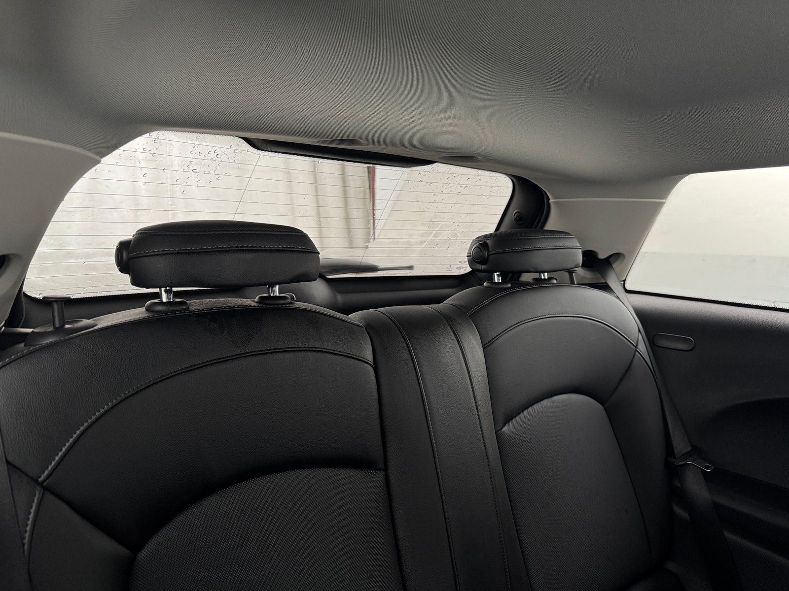 Thumbnail: 2022 MINI Cooper Hardtop - 4