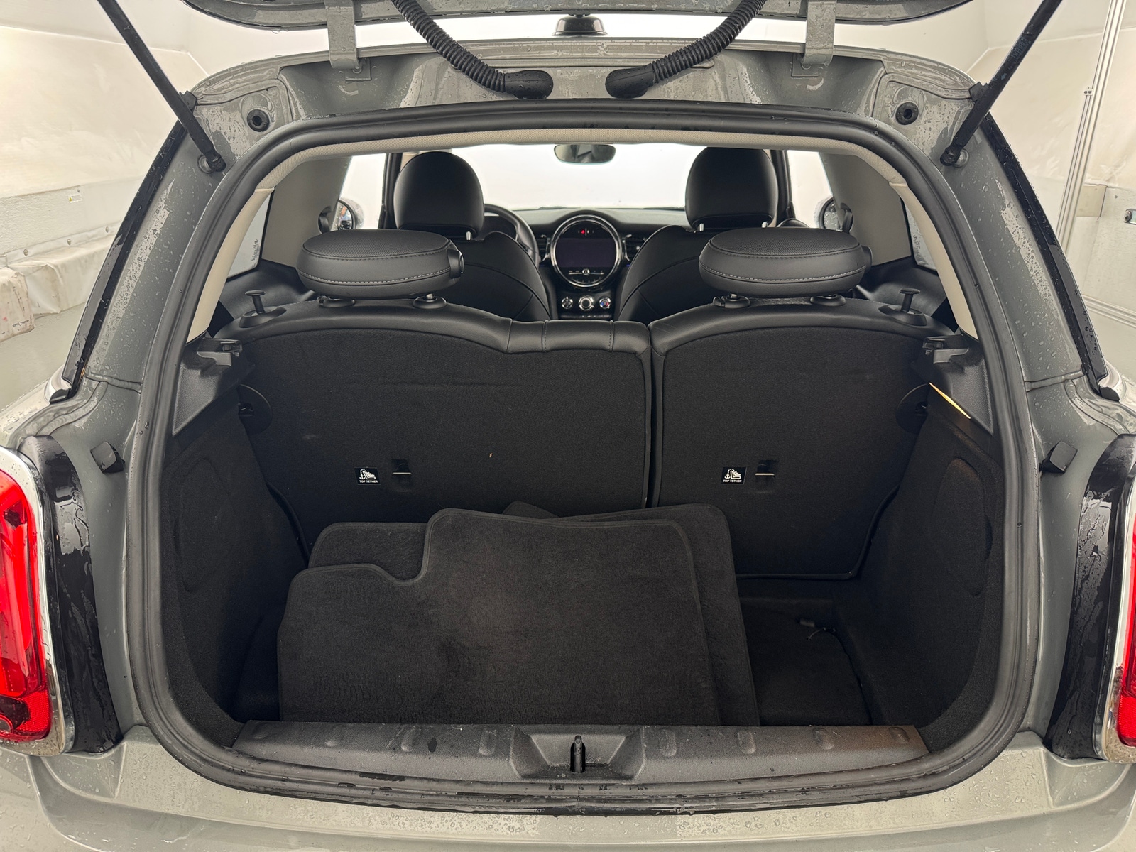 Thumbnail: 2022 MINI Cooper Hardtop - 5