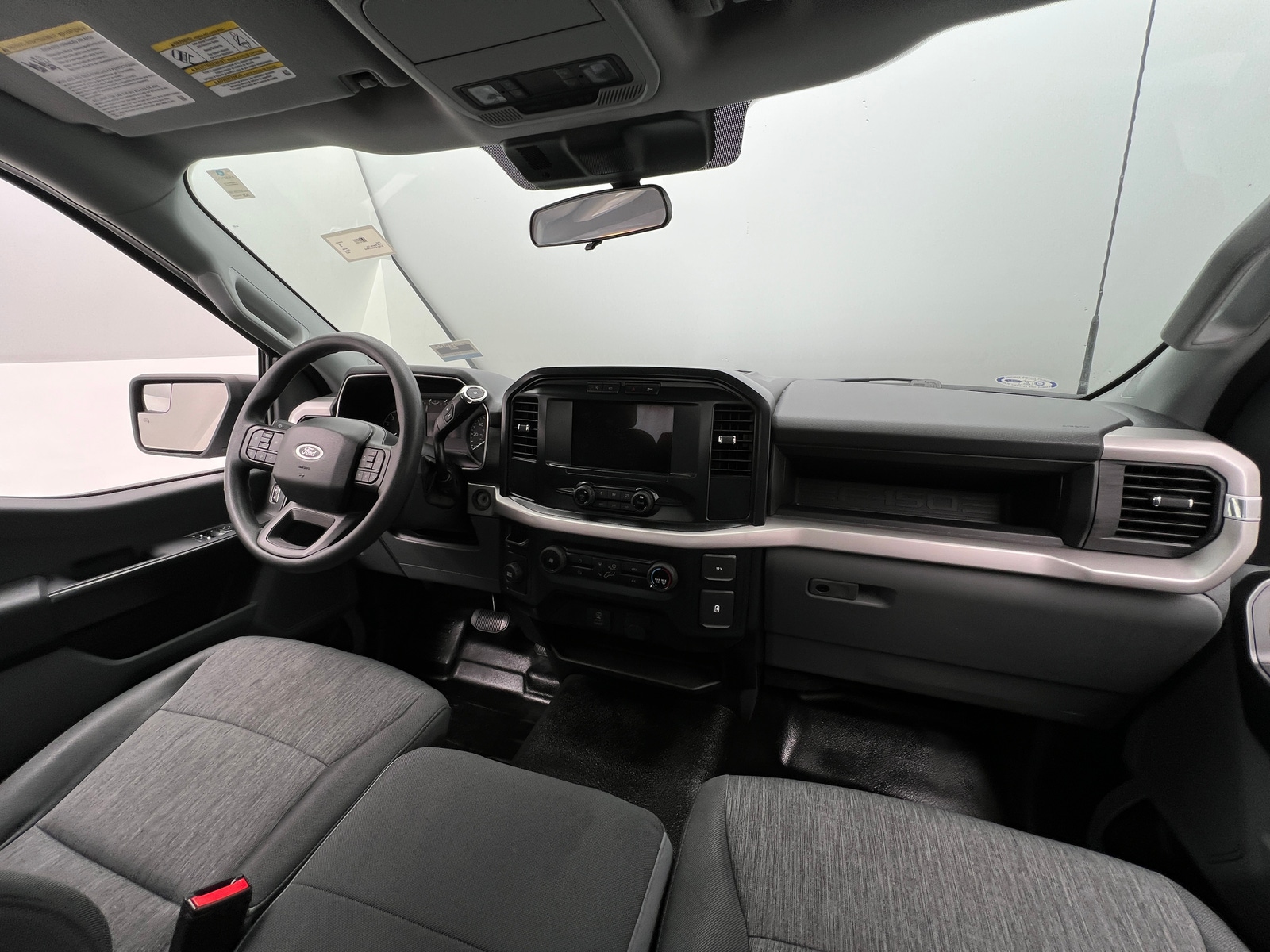 Thumbnail: 2022 Ford Econoline - 3