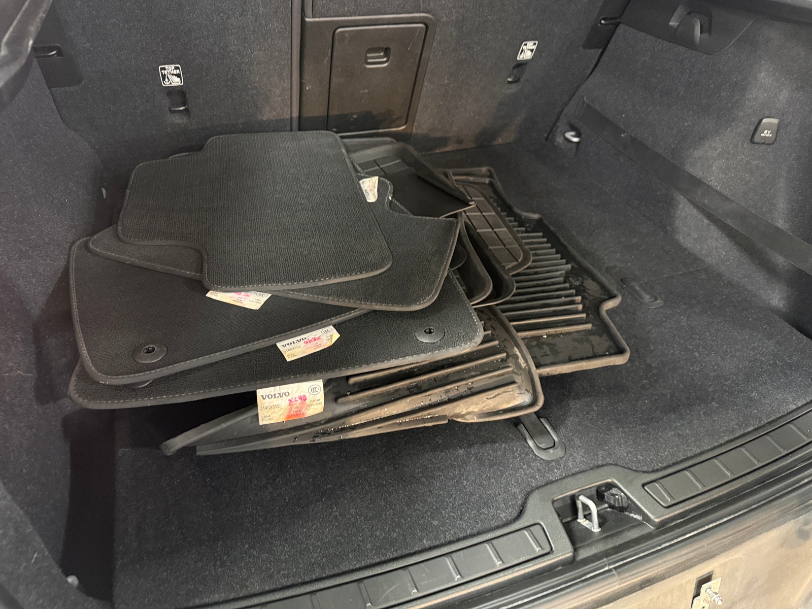 Thumbnail: 2019 Volvo XC40 - 6