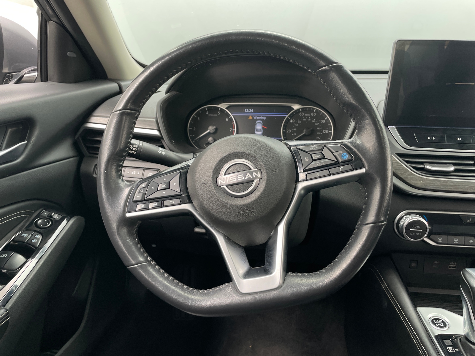 Thumbnail: 2023 Nissan Altima - 4