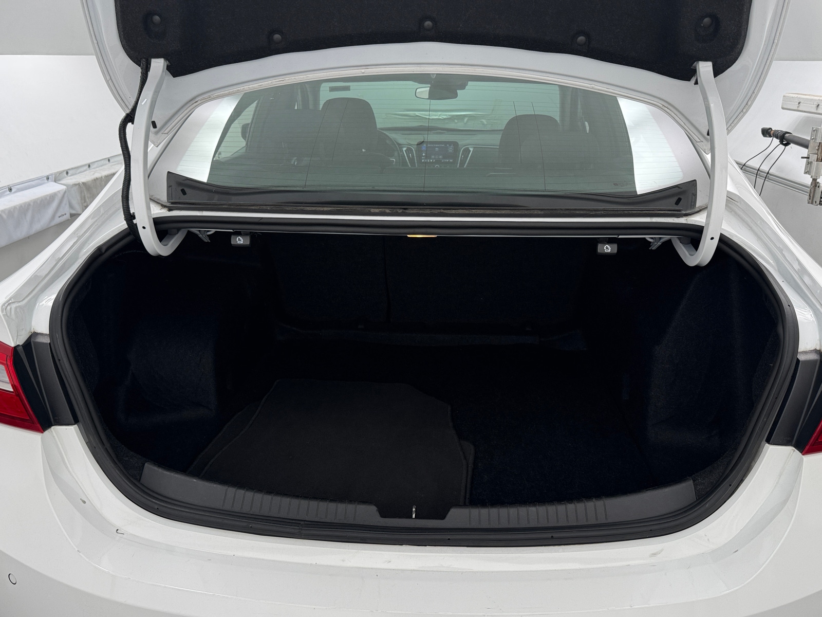 Thumbnail: 2024 Chevrolet Malibu - 7