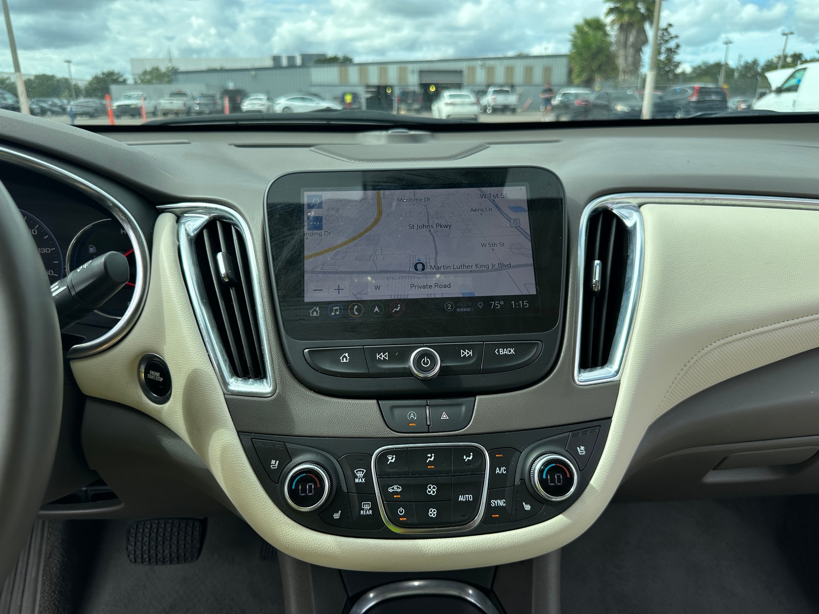 Thumbnail: 2024 Chevrolet Malibu - 3