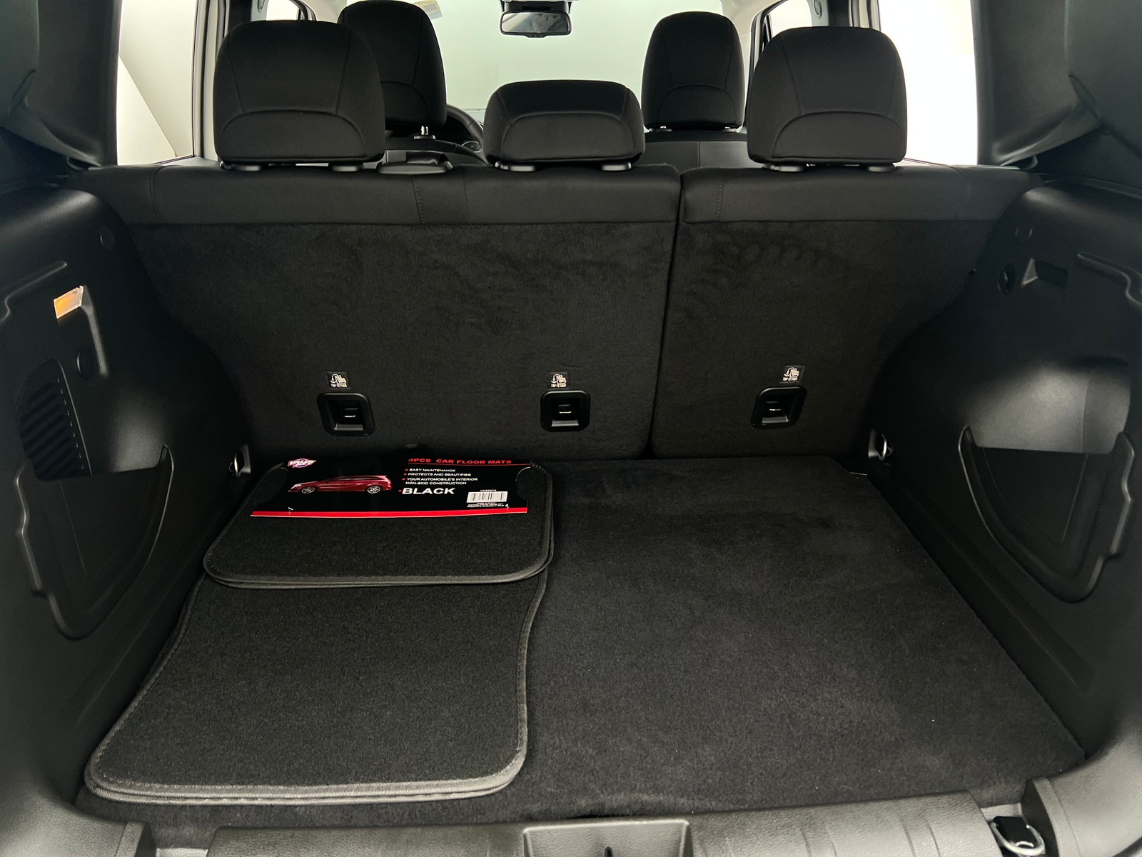 Thumbnail: 2023 Jeep Renegade - 7