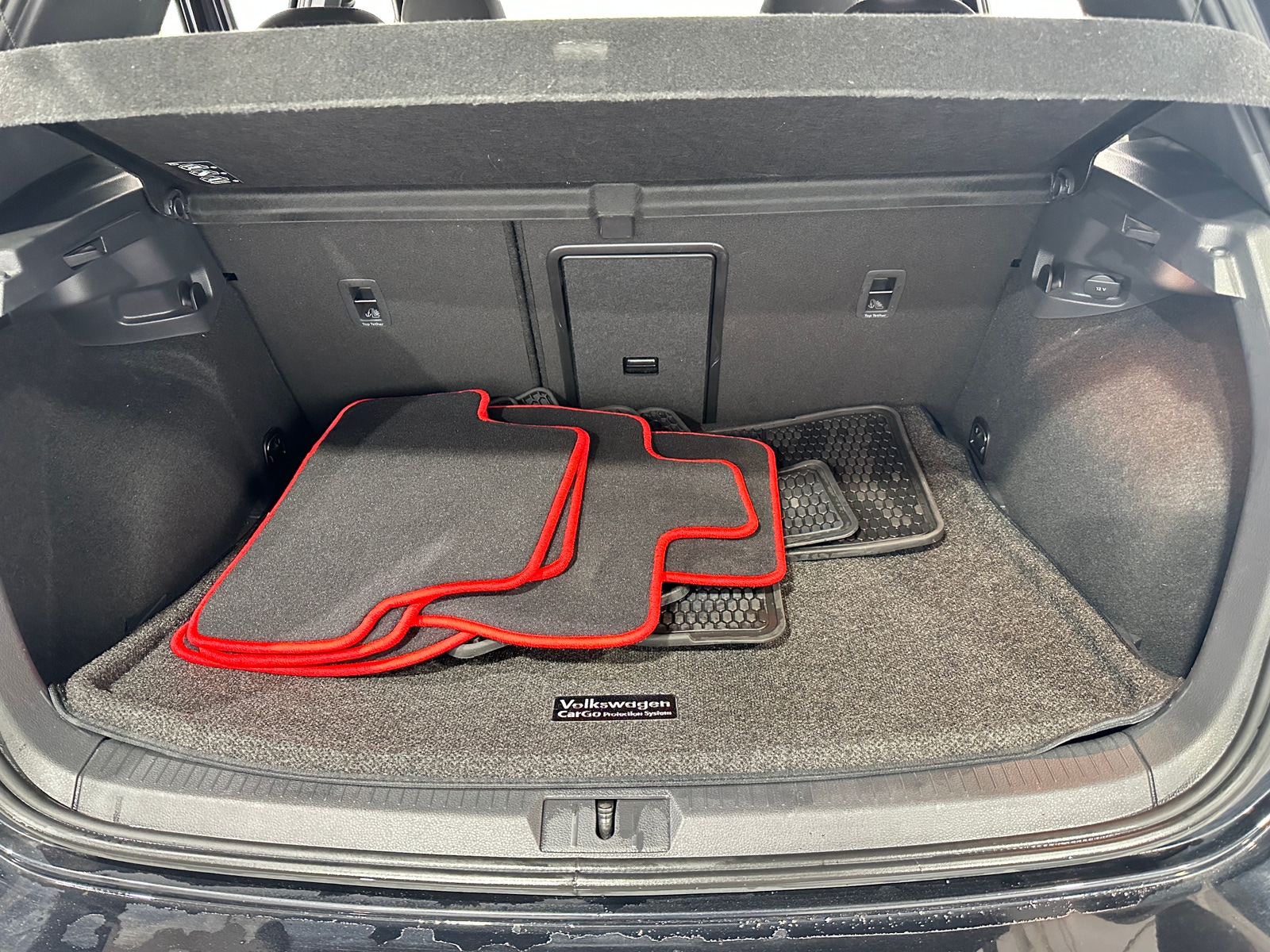 Thumbnail: 2017 Volkswagen Golf - 7