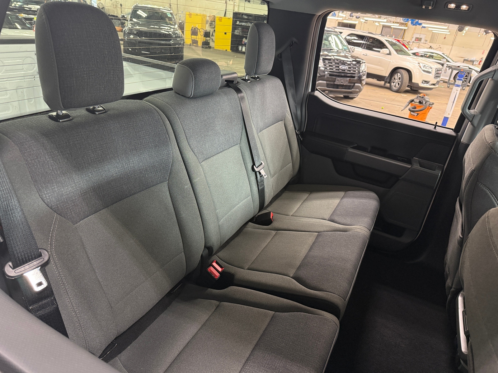 Thumbnail: 2025 Ford Econoline - 6