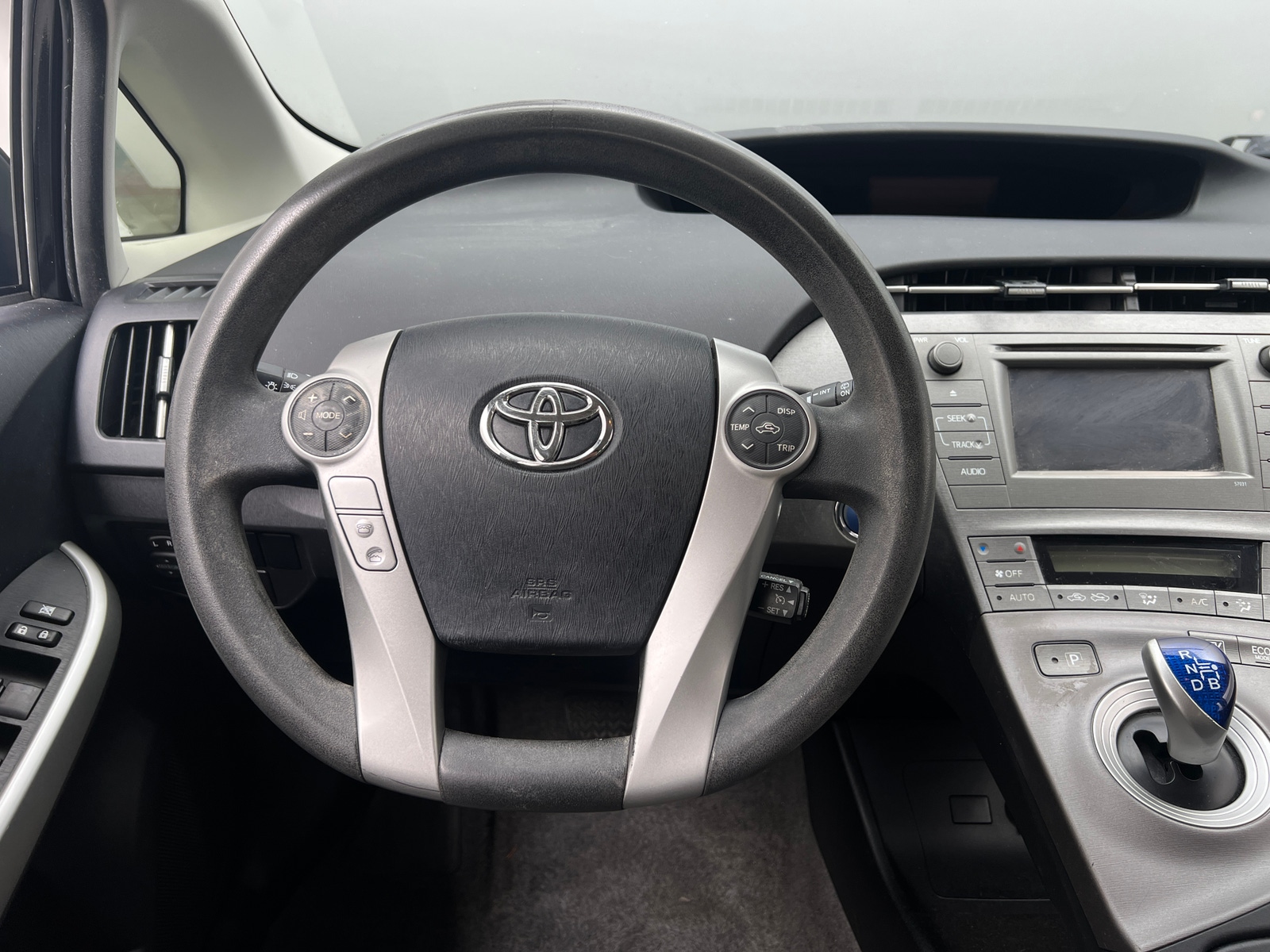 Thumbnail: 2015 Toyota Prius - 5
