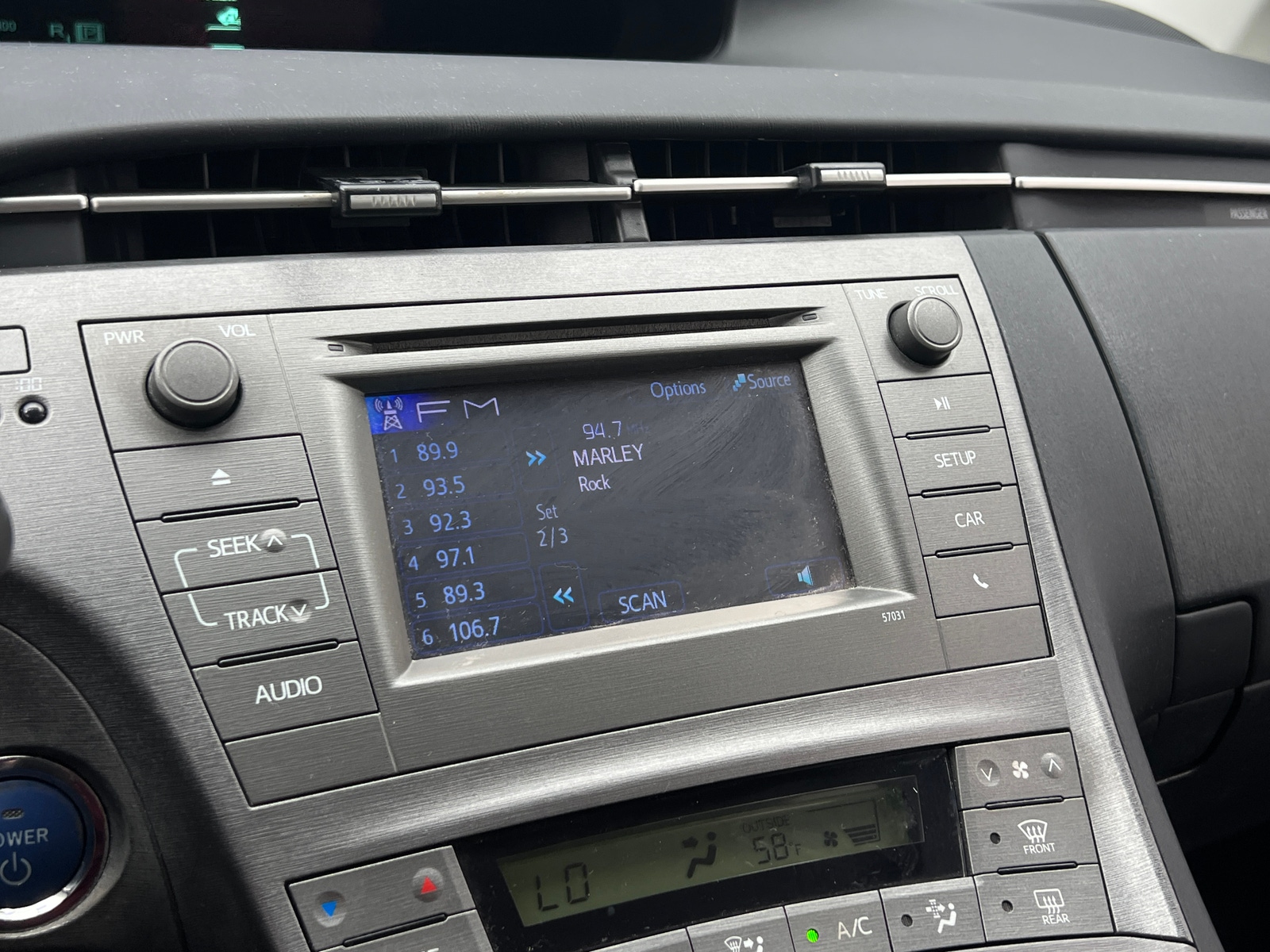 Thumbnail: 2015 Toyota Prius - 4