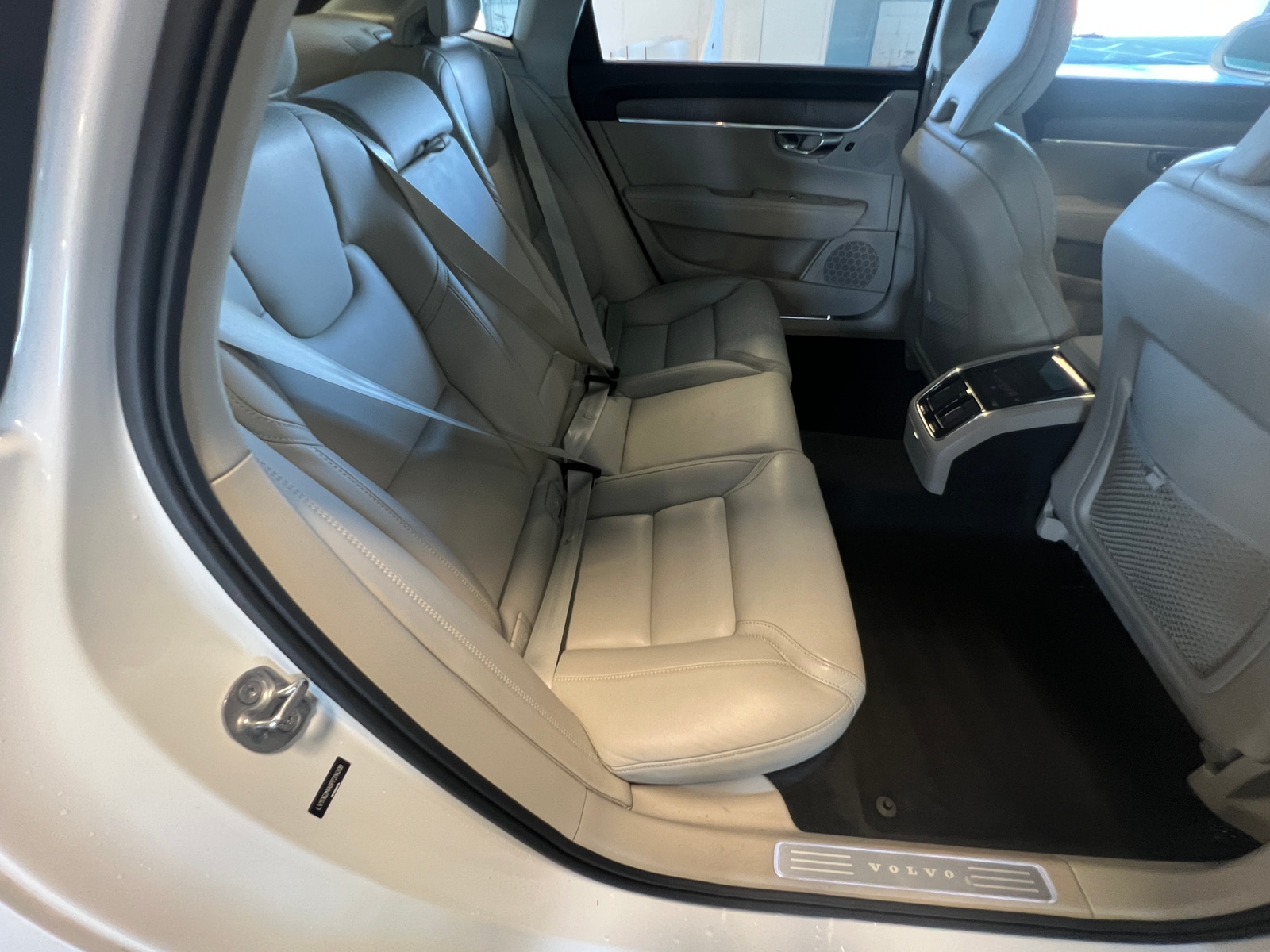 Thumbnail: 2023 Volvo S90 - 5