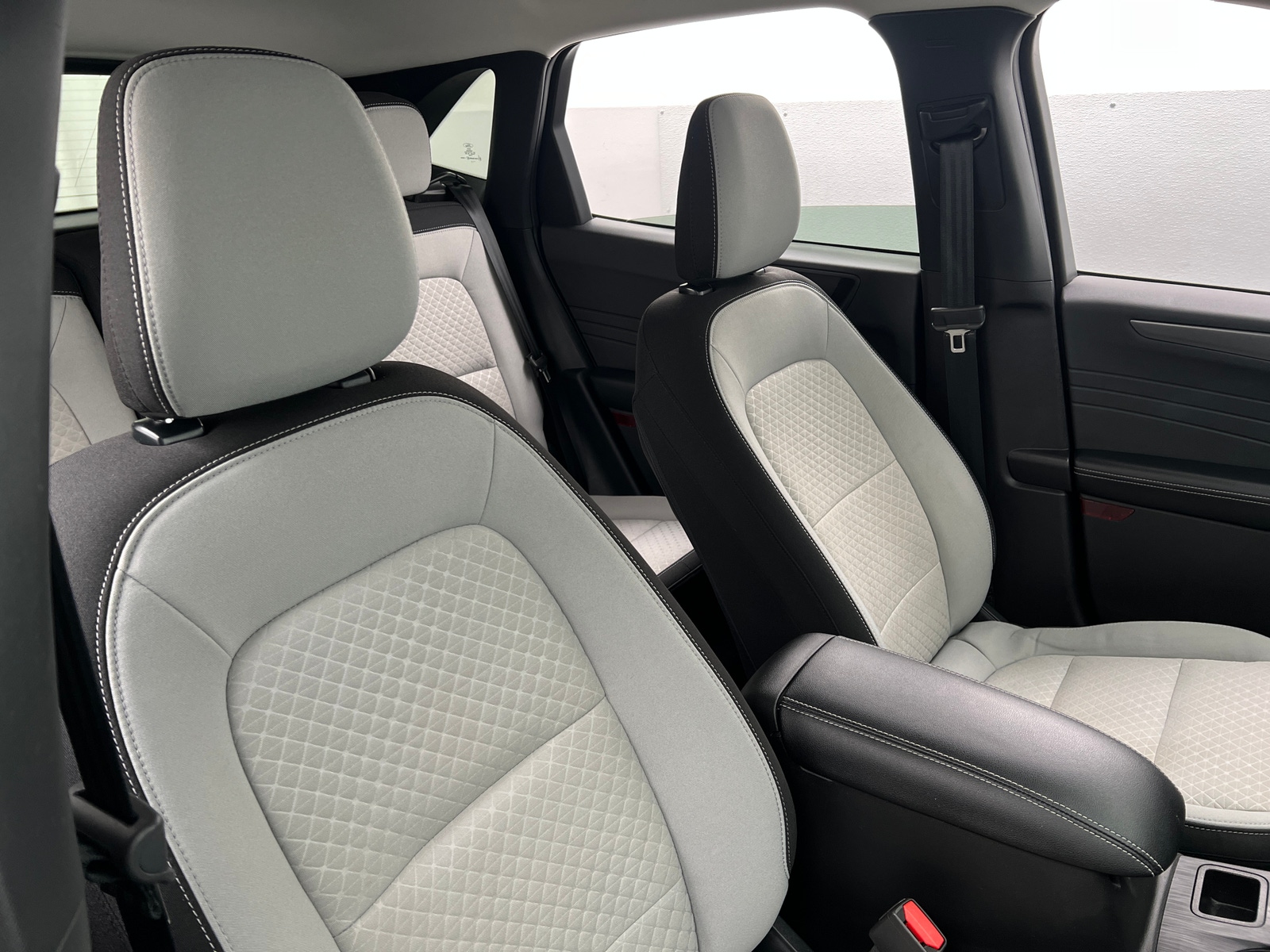 Thumbnail: 2024 Ford Escape - 6