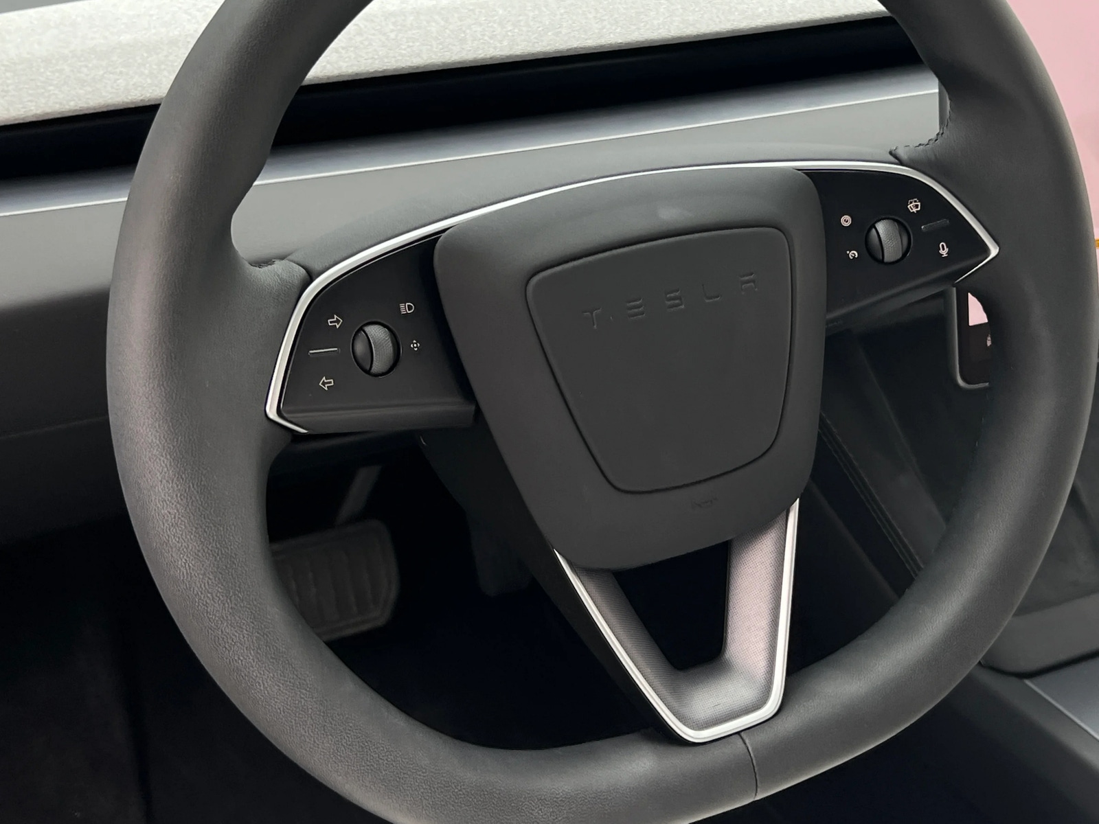 Thumbnail: 2025 Tesla Model 3 - 4