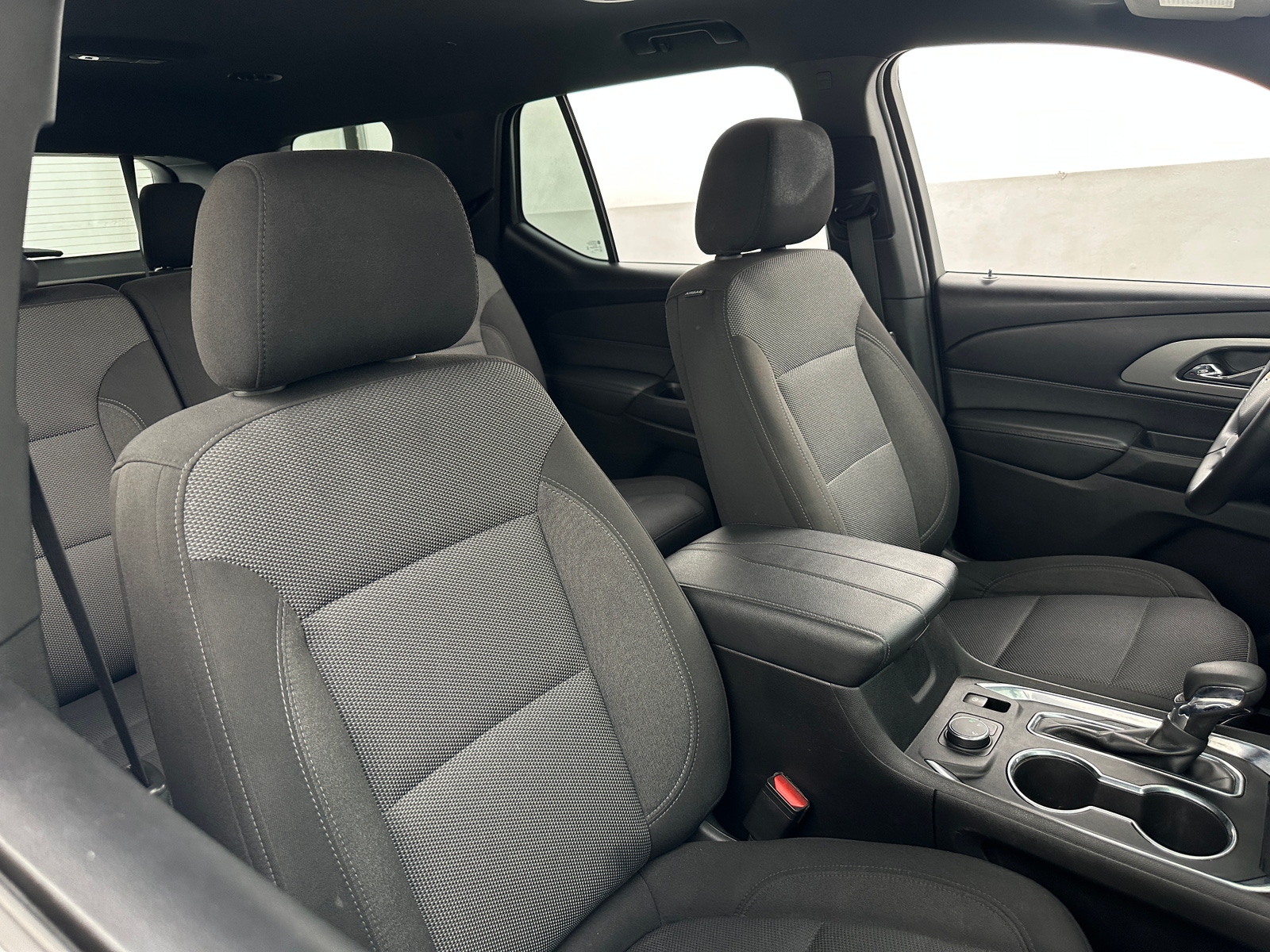 Thumbnail: 2023 Chevrolet Traverse - 2