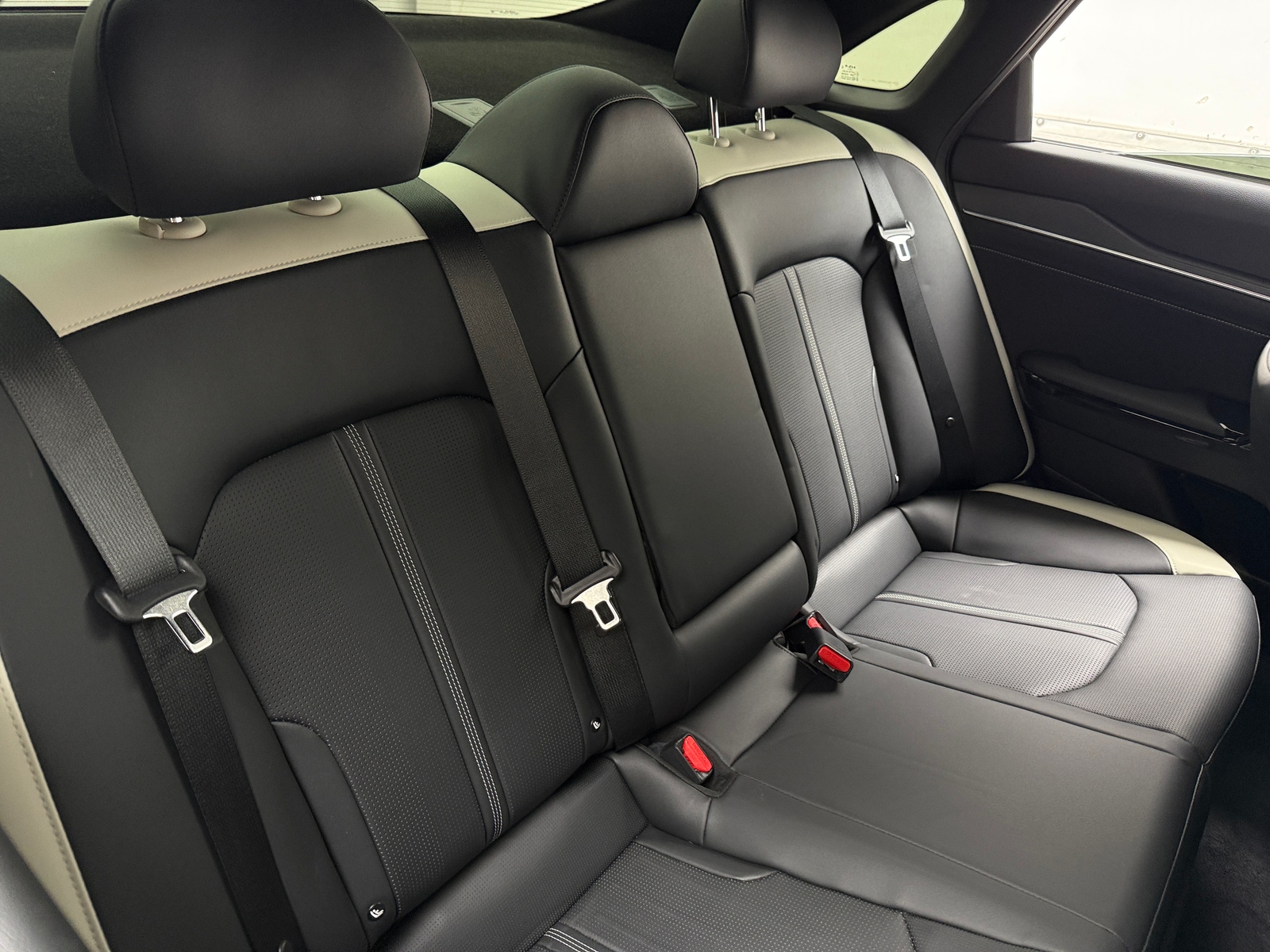 Thumbnail: 2025 Kia K5 - 5