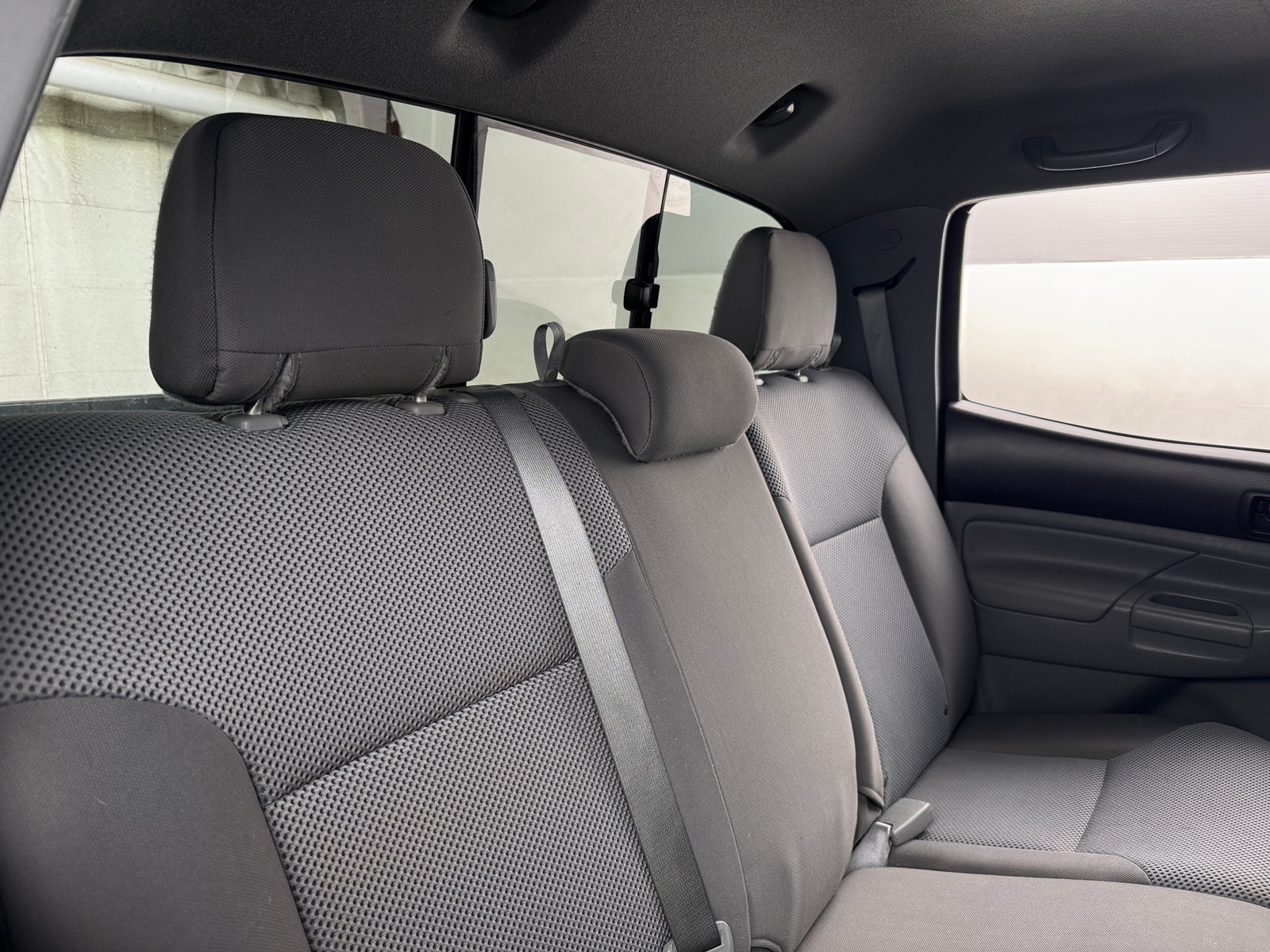 Thumbnail: 2015 Toyota Tacoma - 6