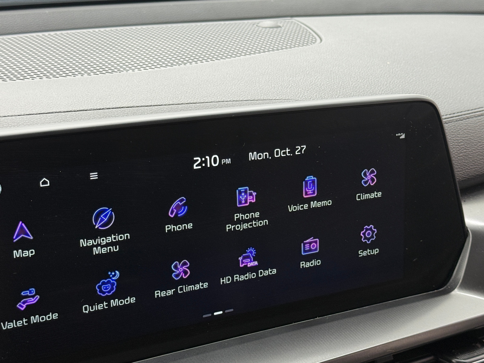 Thumbnail: 2023 Kia Telluride - 3