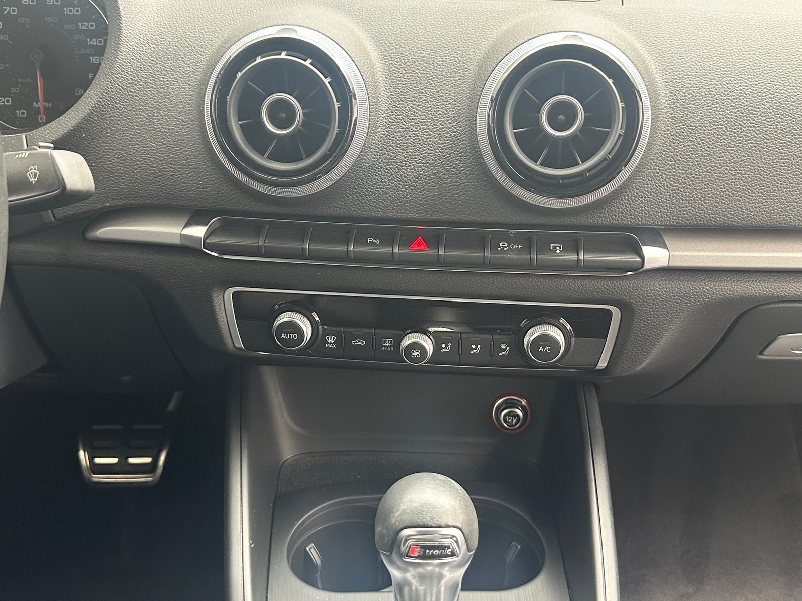 Thumbnail: 2016 Audi A3 - 3