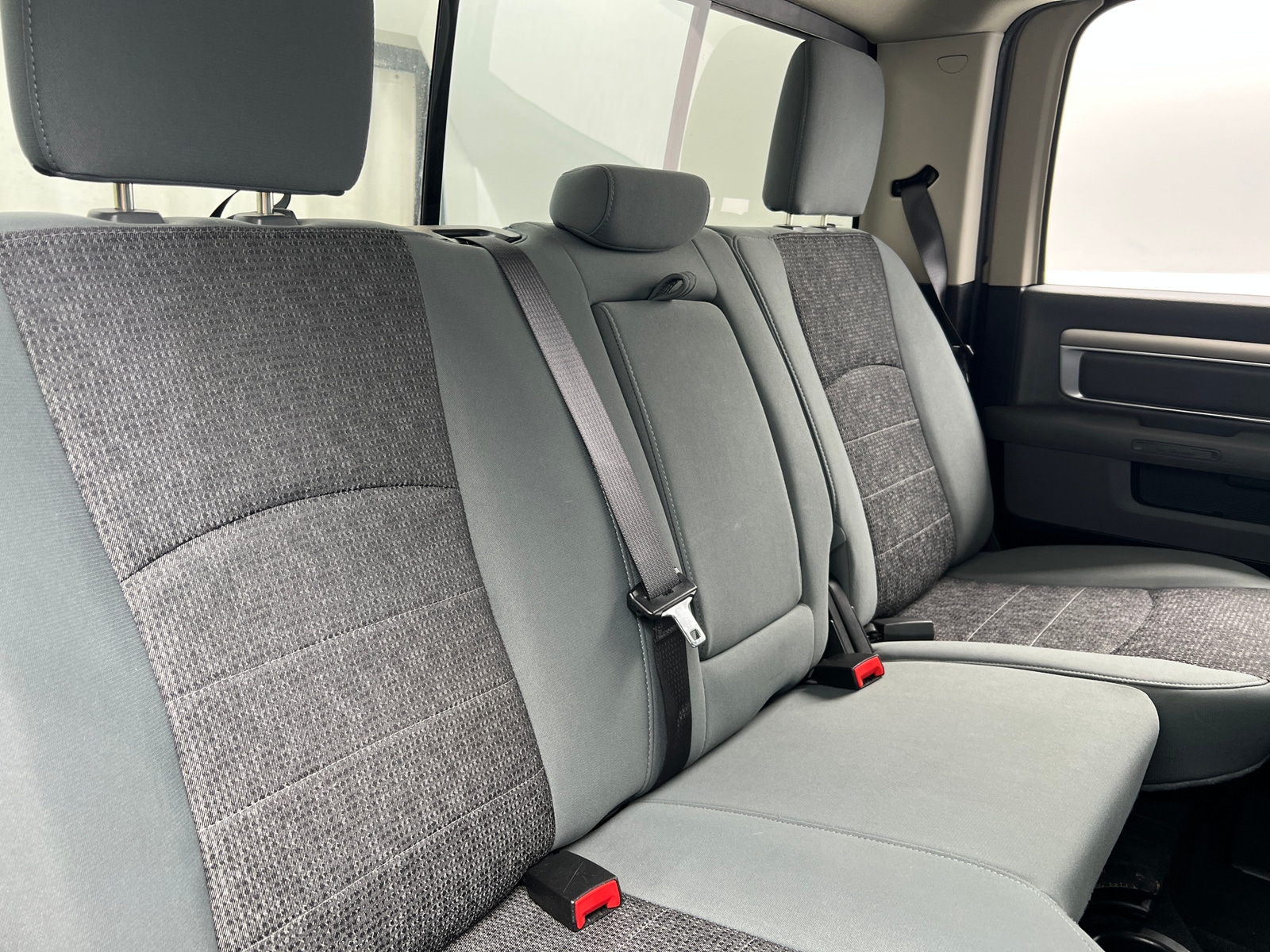 Thumbnail: 2019 RAM 1500 Classic - 6