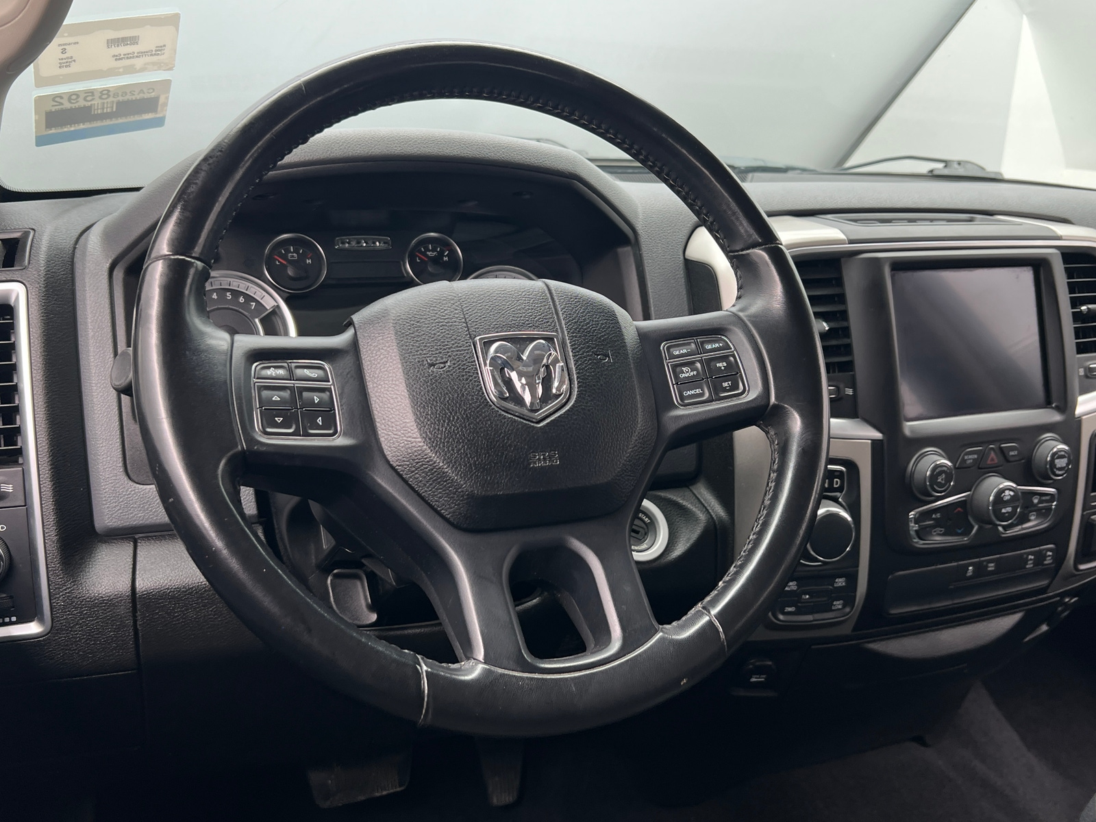 Thumbnail: 2019 RAM 1500 Classic - 5