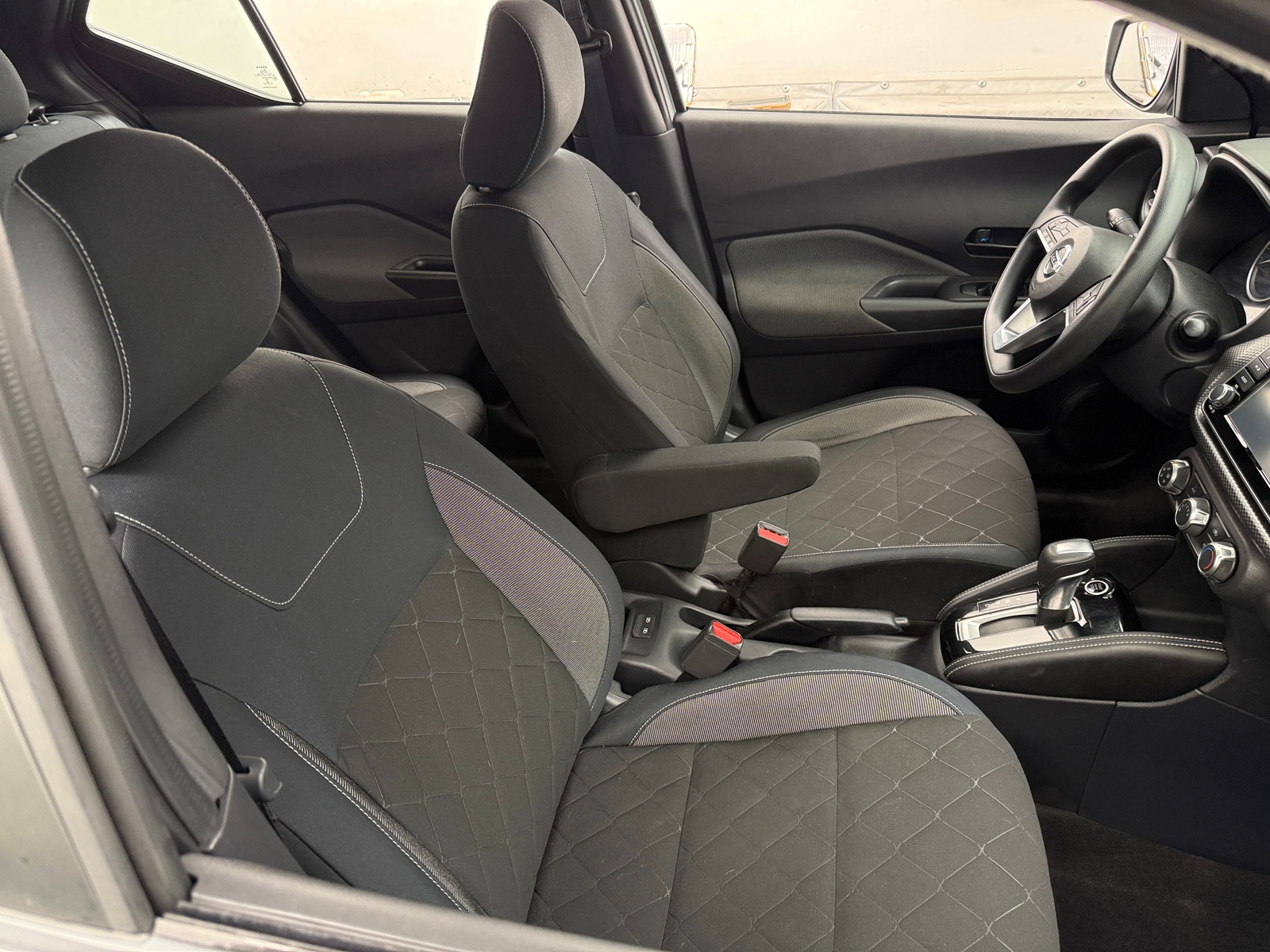 Thumbnail: 2018 Nissan Kicks - 2