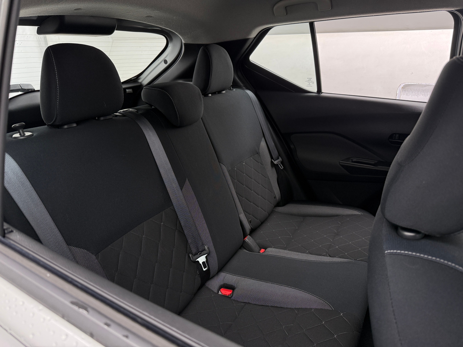 Thumbnail: 2018 Nissan Kicks - 6