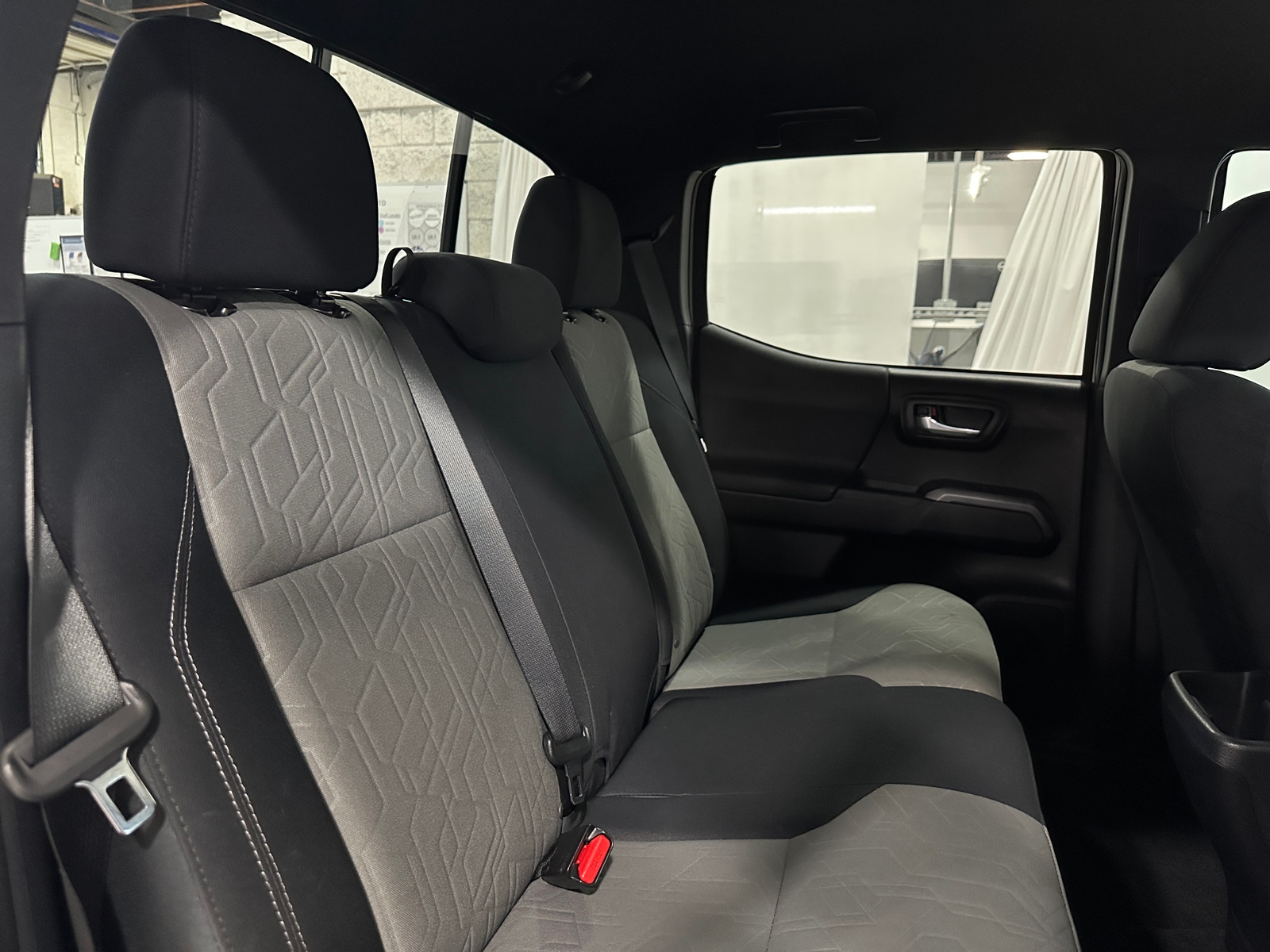 Thumbnail: 2020 Toyota Tacoma - 6