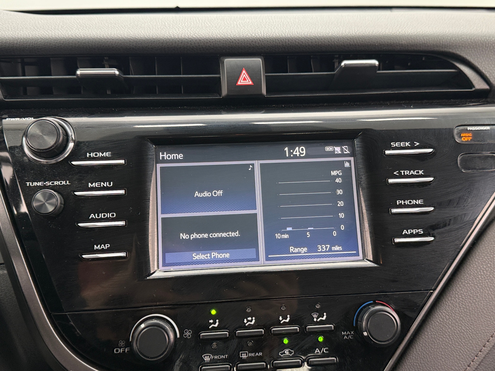 Thumbnail: 2019 Toyota Camry - 4