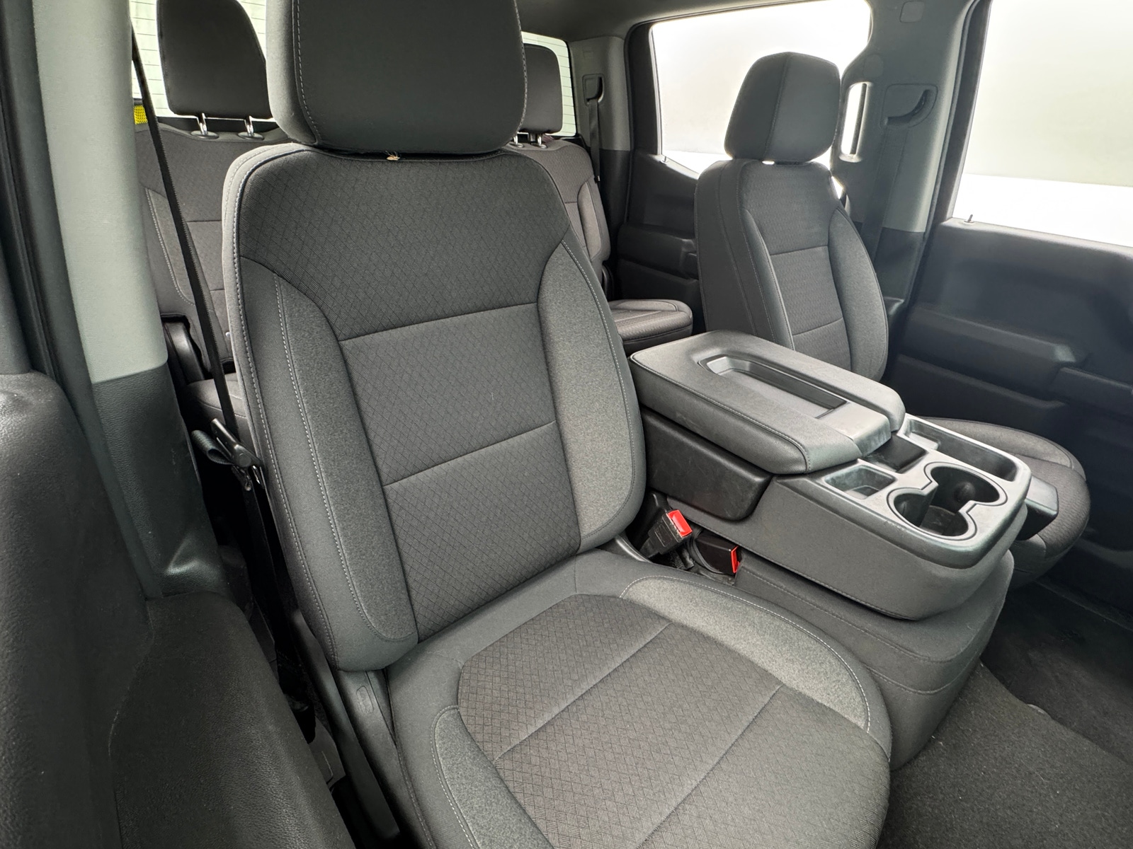 Thumbnail: 2022 Chevrolet Silverado 1500 - 2