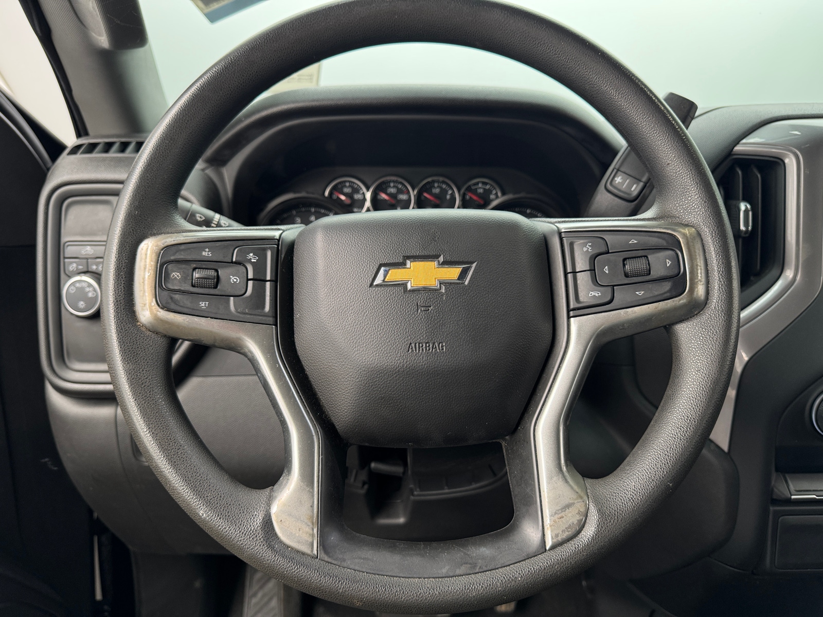 Thumbnail: 2022 Chevrolet Silverado 1500 - 5