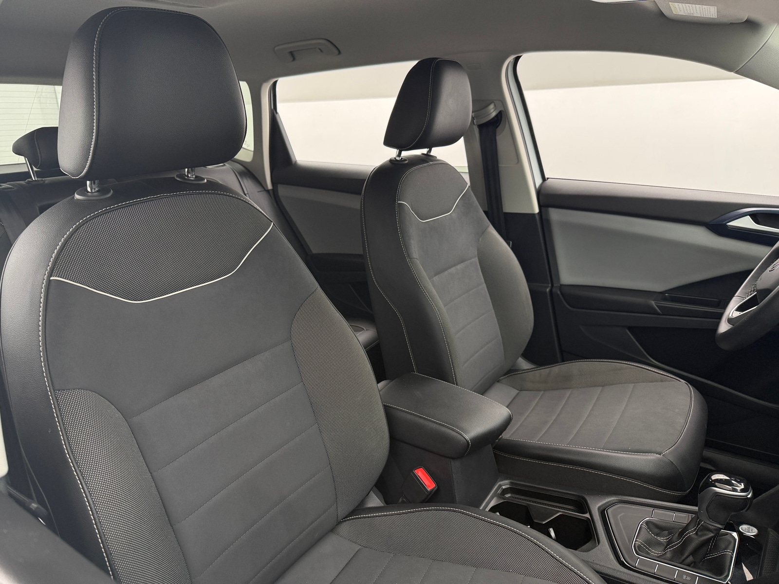 Thumbnail: 2023 Volkswagen Taos - 2