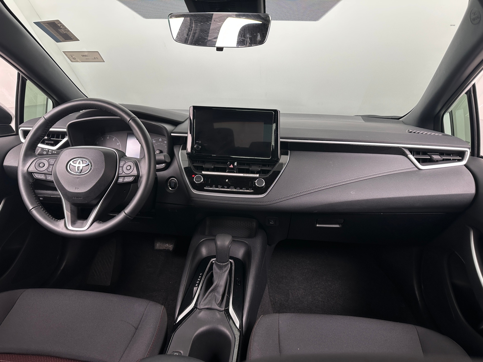 Thumbnail: 2024 Toyota Corolla - 3