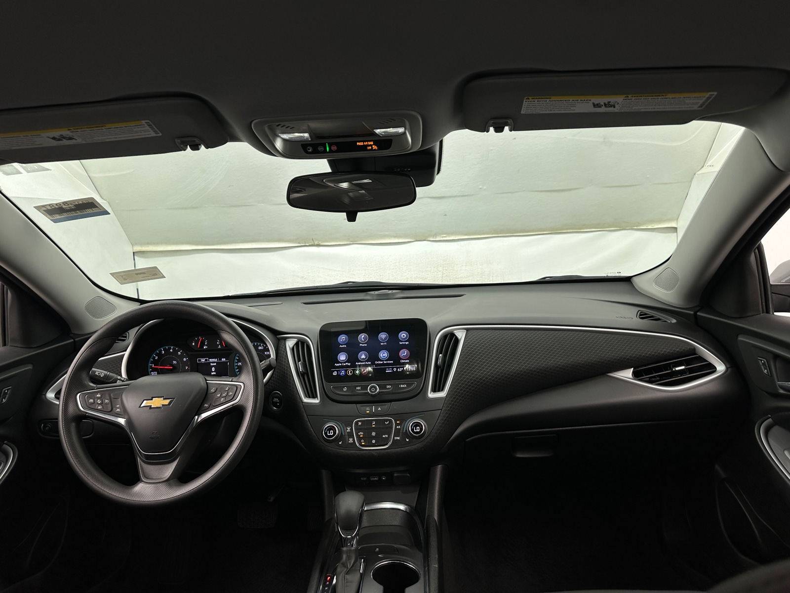 Thumbnail: 2023 Chevrolet Malibu - 3