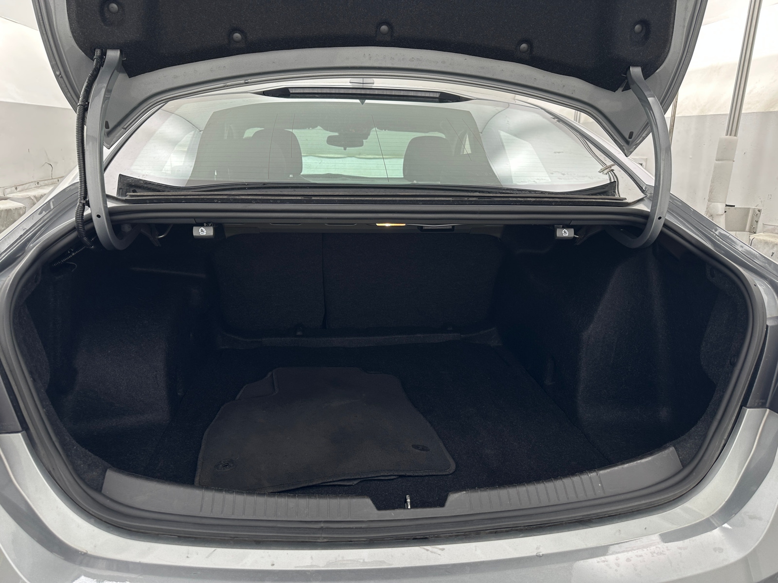 Thumbnail: 2023 Chevrolet Malibu - 7