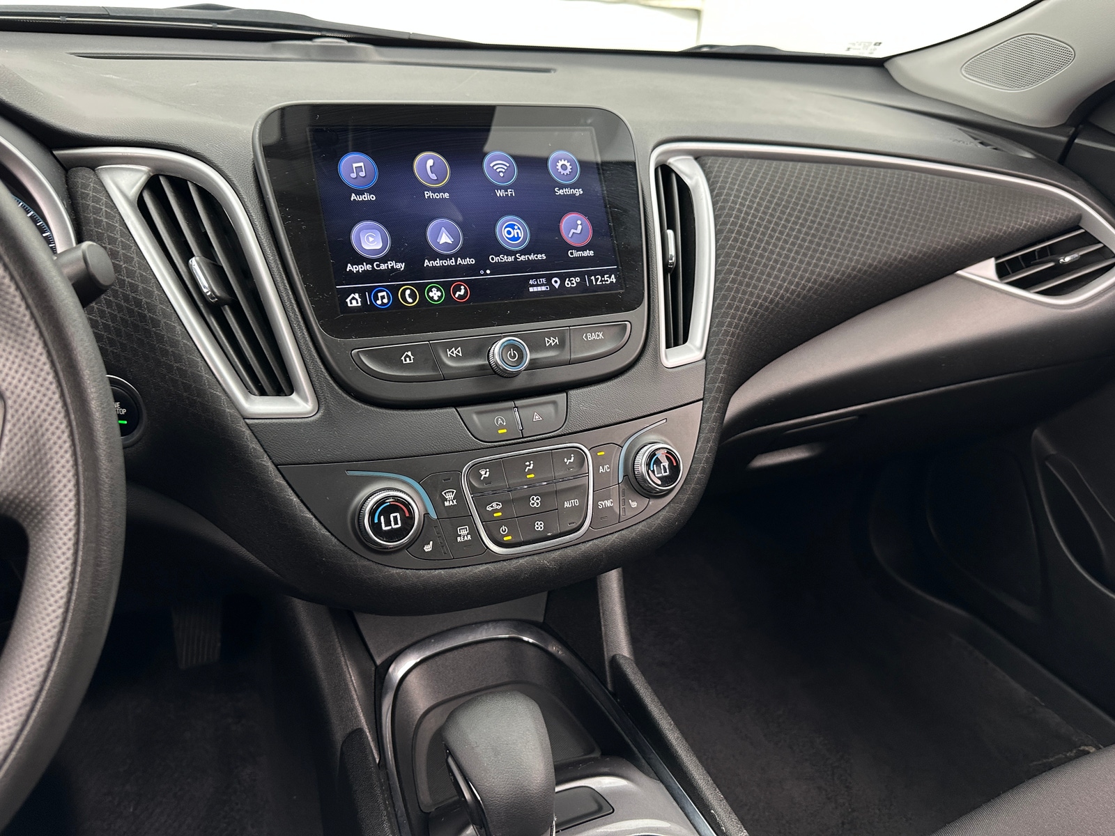 Thumbnail: 2023 Chevrolet Malibu - 4