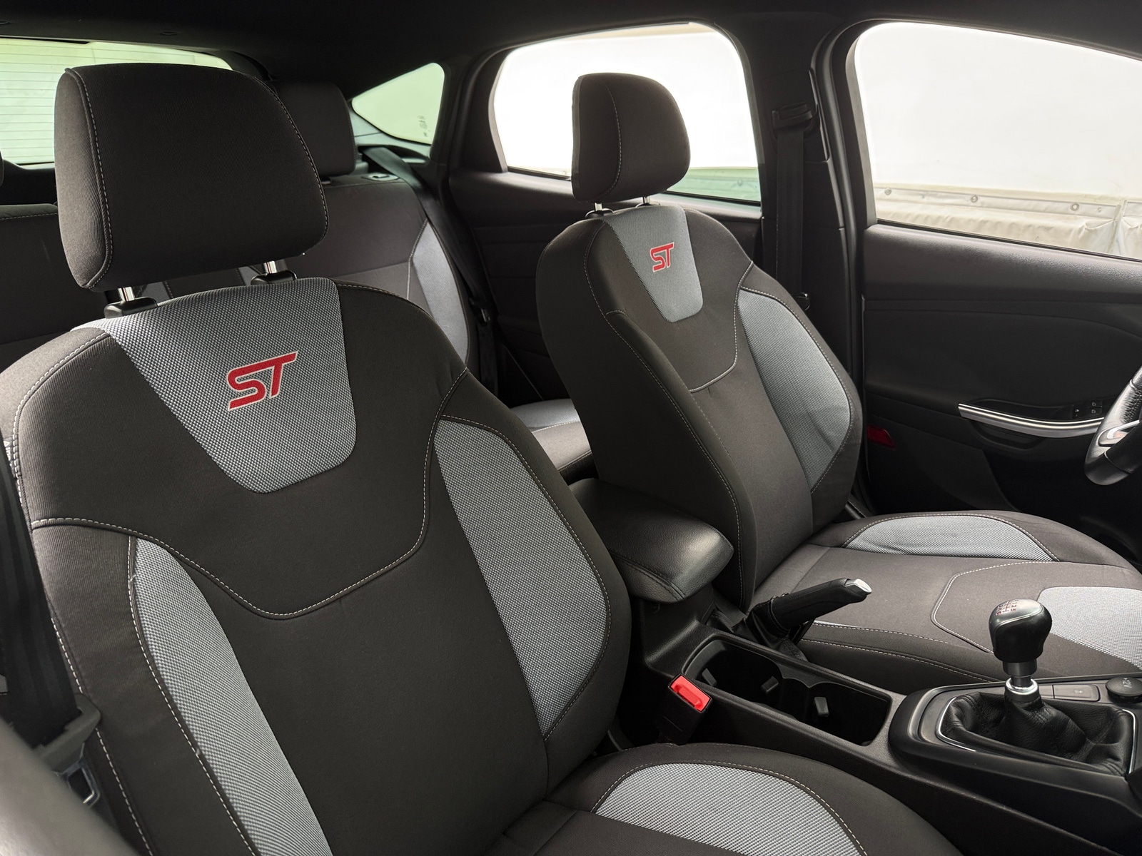 Thumbnail: 2018 Ford Focus - 2