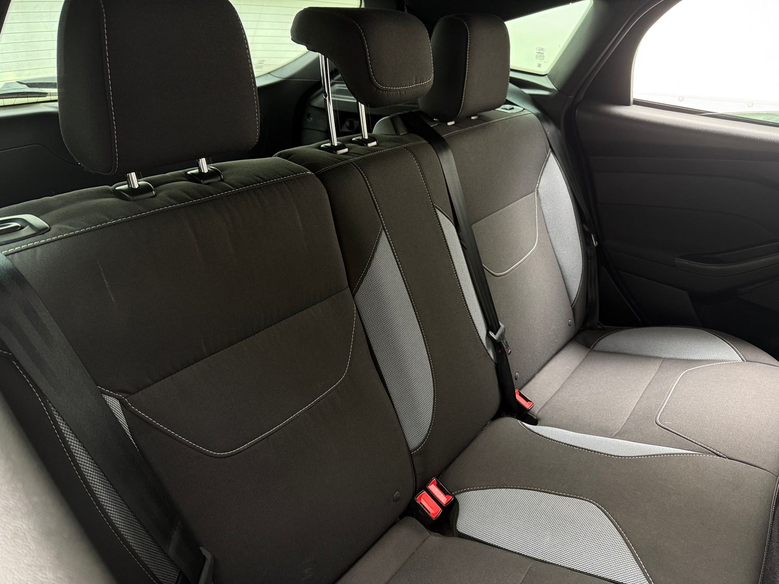 Thumbnail: 2018 Ford Focus - 6