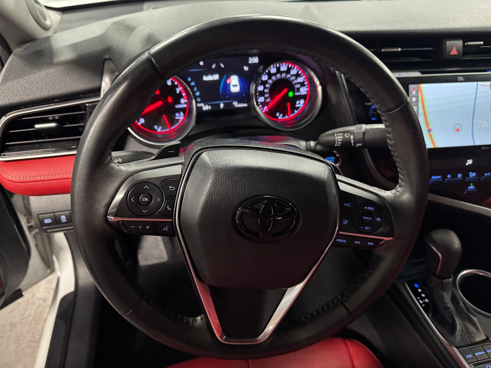 Thumbnail: 2019 Toyota Camry - 4