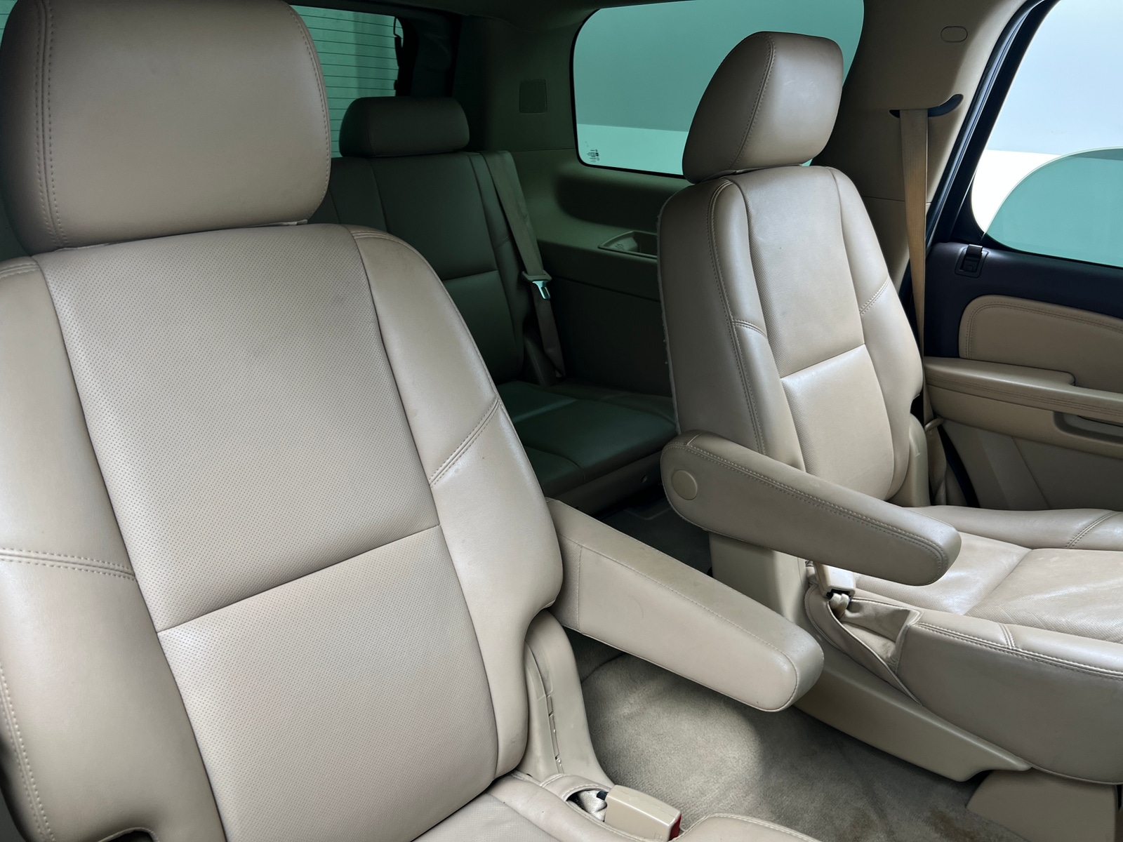 Thumbnail: 2011 GMC Yukon - 5