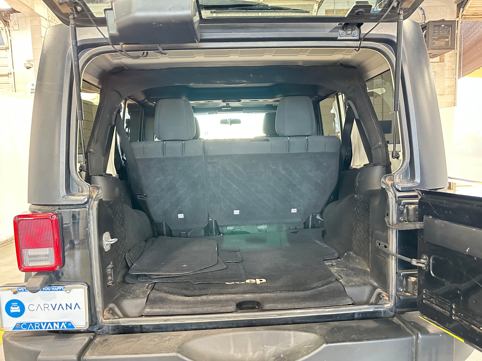 Thumbnail: 2012 Jeep Wrangler - 7