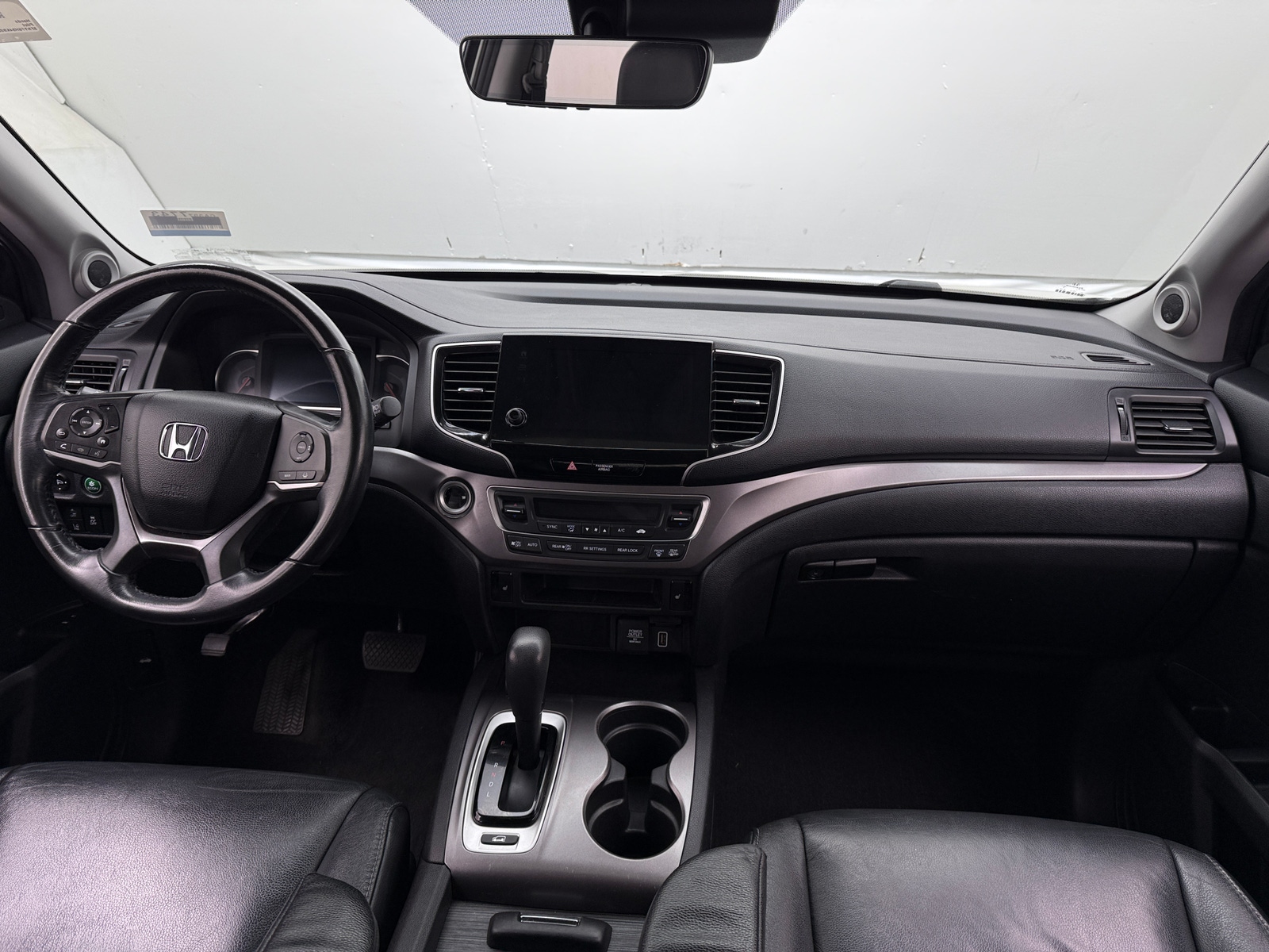 Thumbnail: 2019 Honda Pilot - 2