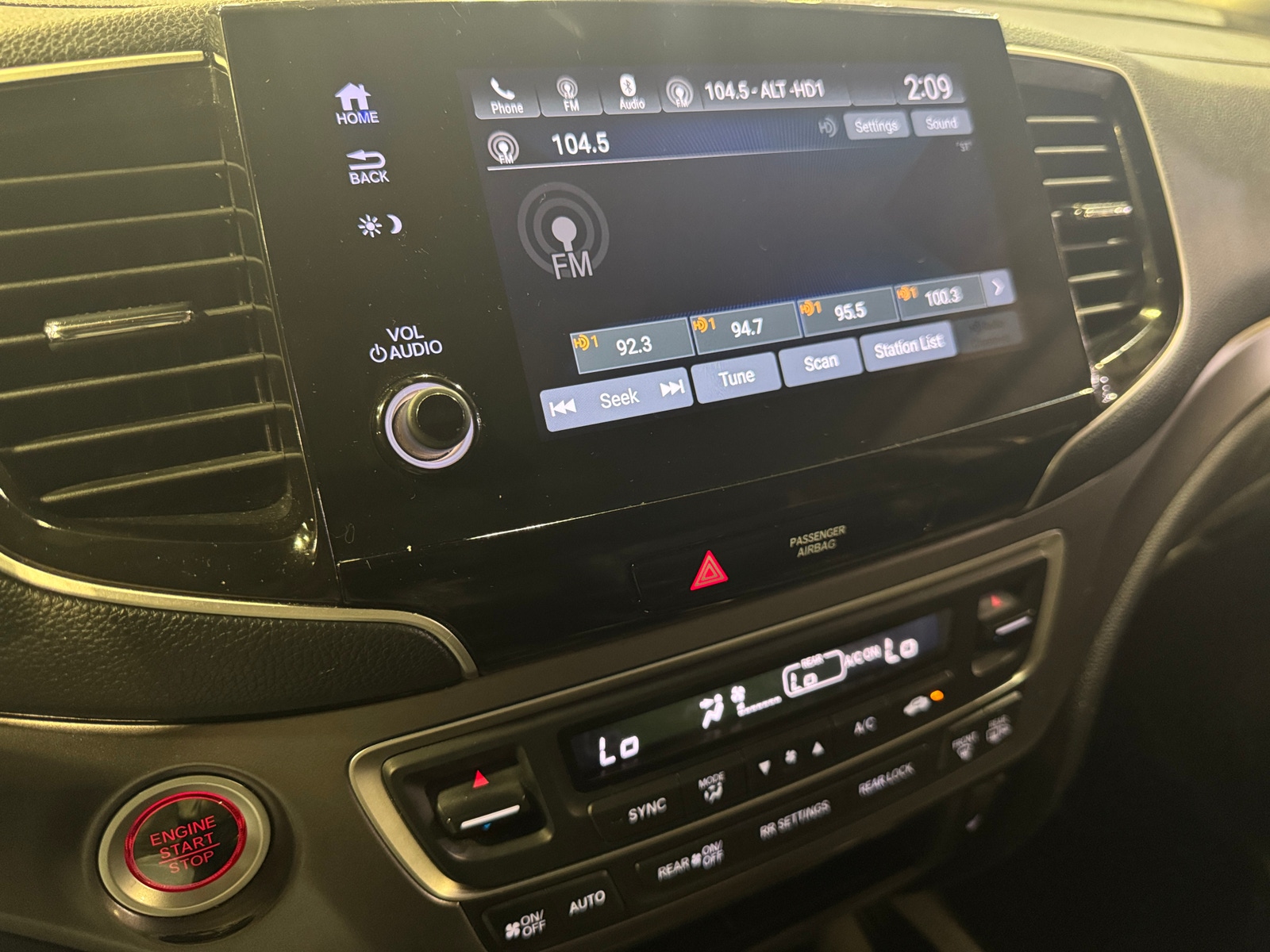 Thumbnail: 2019 Honda Pilot - 3