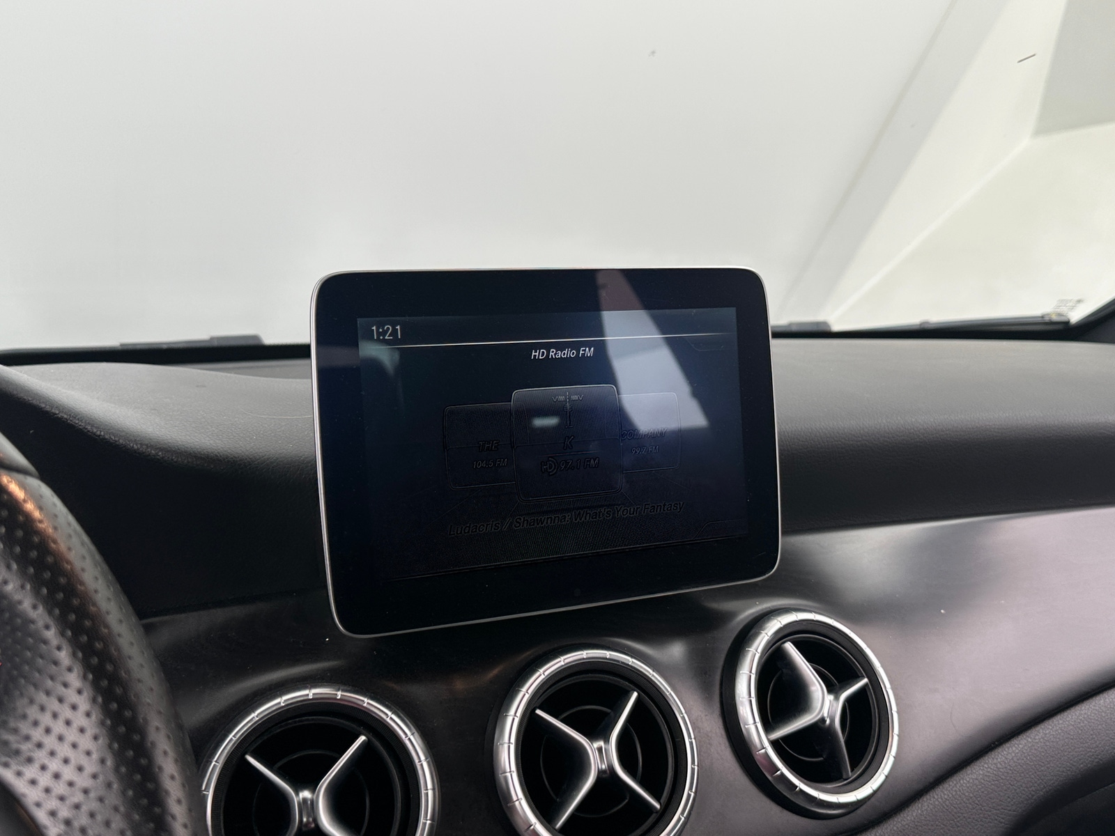 Thumbnail: 2017 Mercedes-Benz CLA - 2