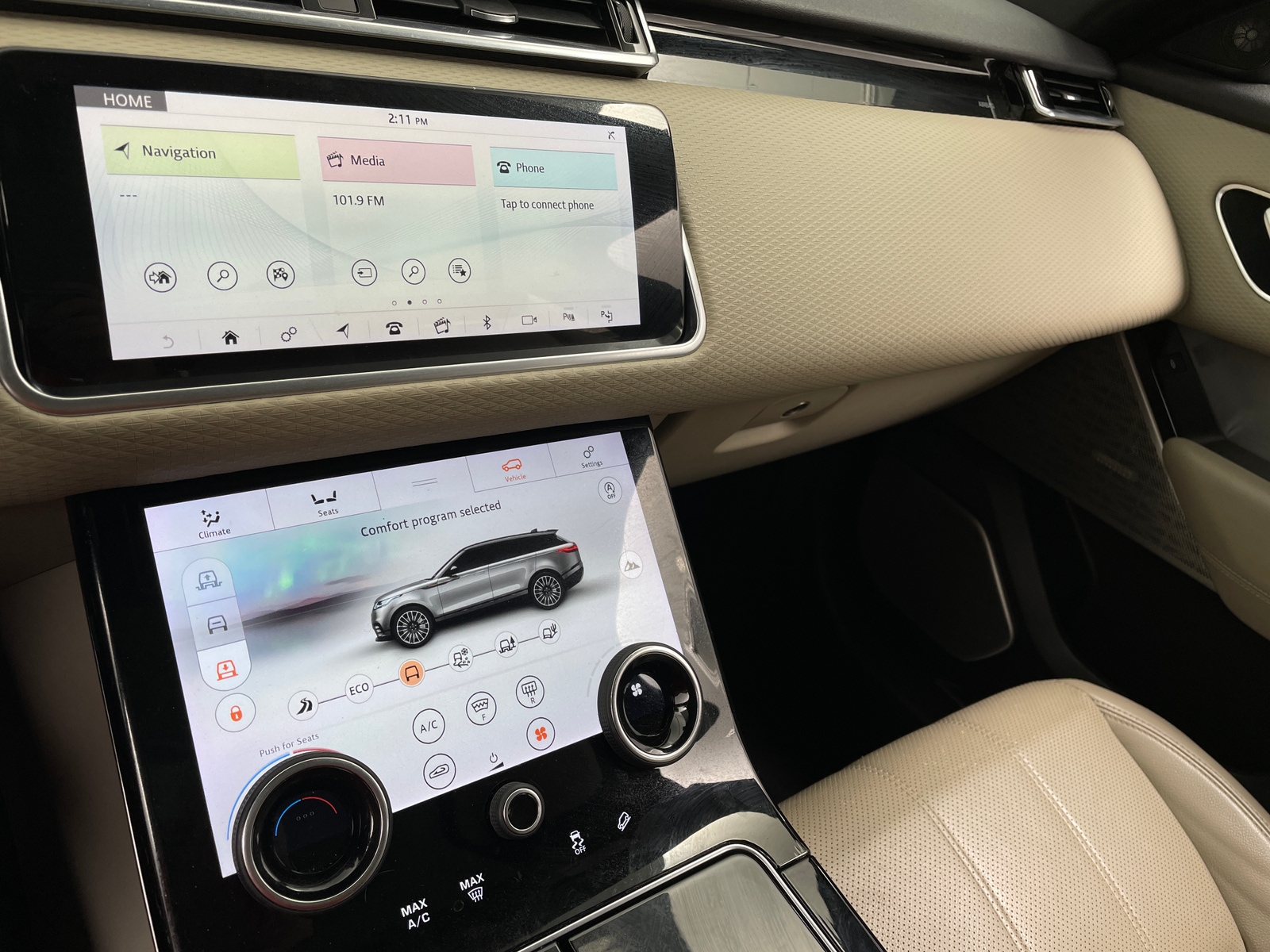 Thumbnail: 2019 Land Rover Range Rover Velar - 3