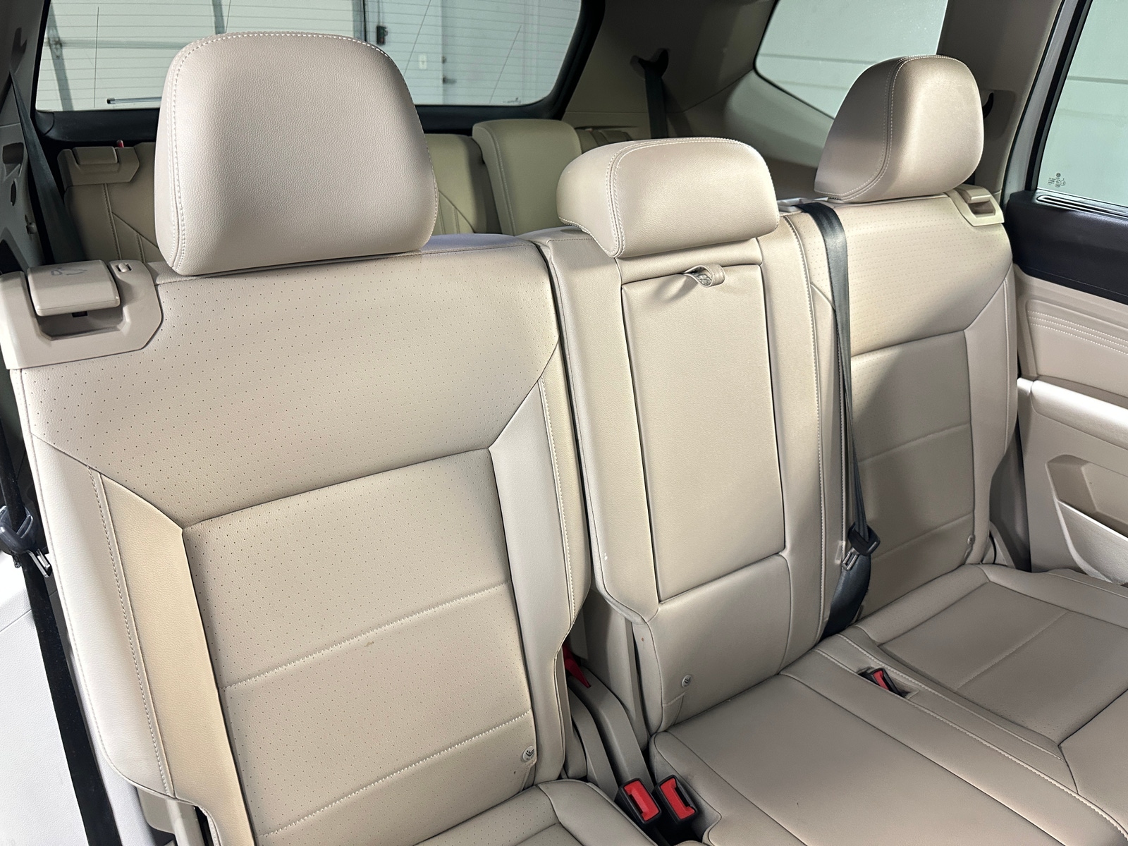 Thumbnail: 2023 Volkswagen Atlas - 5