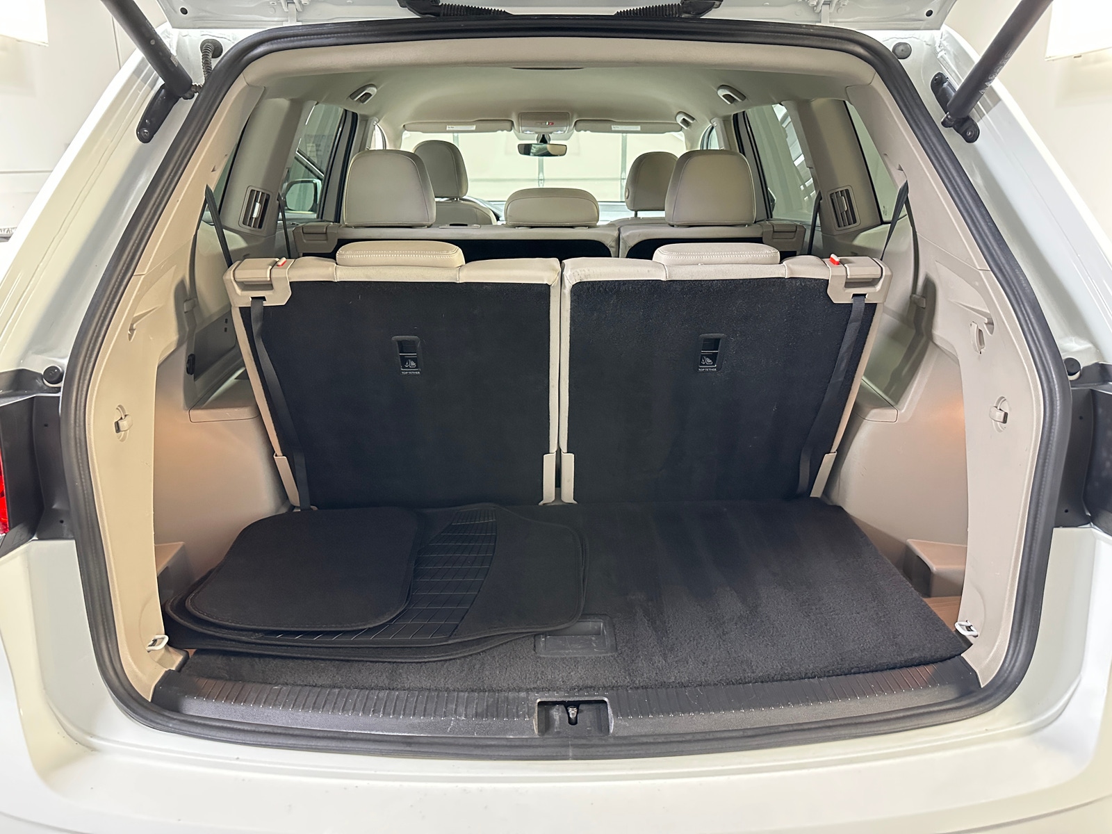 Thumbnail: 2023 Volkswagen Atlas - 6