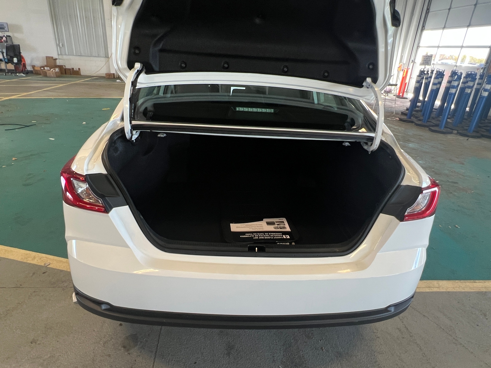 Thumbnail: 2025 Toyota Camry - 7