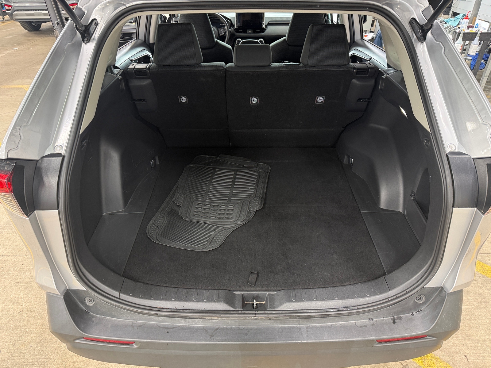 Thumbnail: 2024 Toyota RAV4 - 7