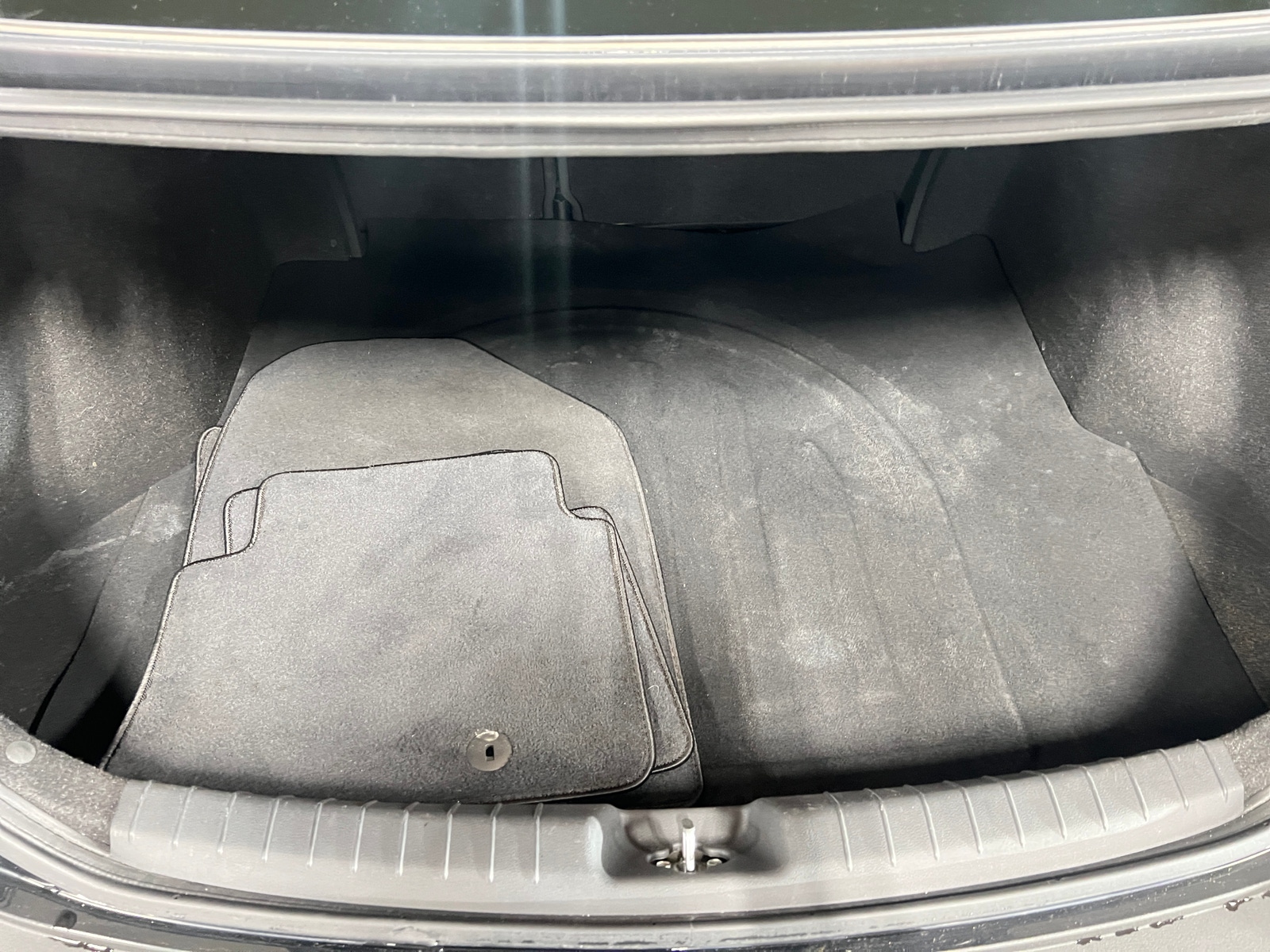 Thumbnail: 2017 Hyundai Elantra - 7