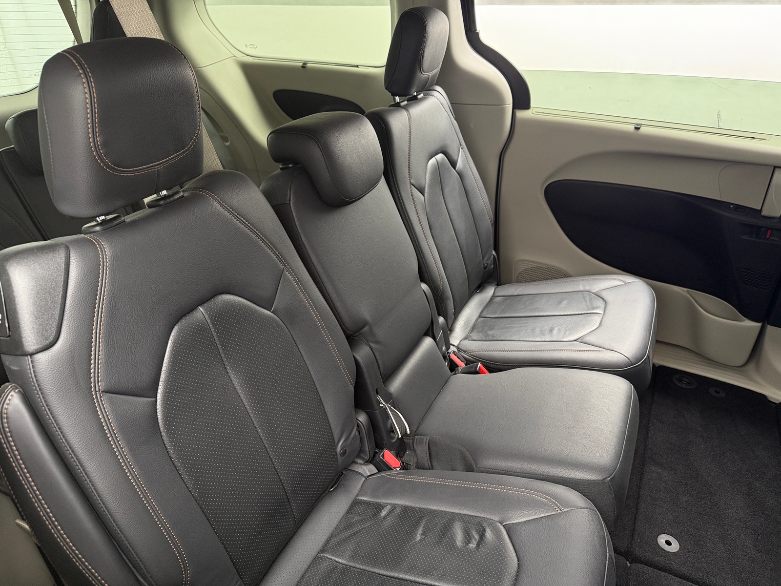 Thumbnail: 2019 Chrysler Pacifica - 5