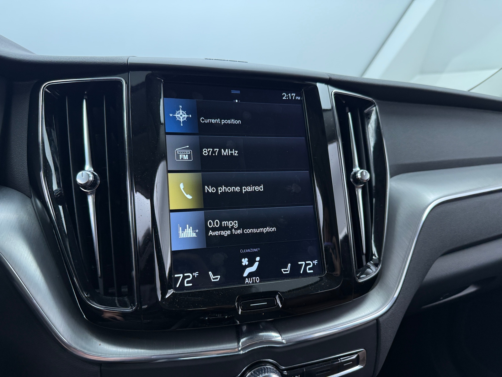 Thumbnail: 2019 Volvo XC60 - 3